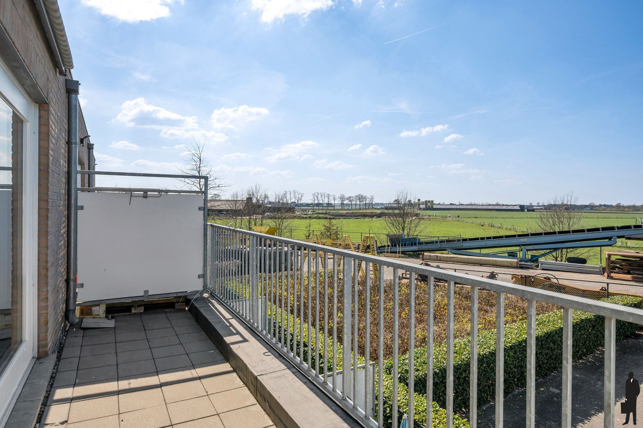 Instapklaar 2 slpk. appartement, gelegen op de Bredabaan te Wuustwezel foto 4