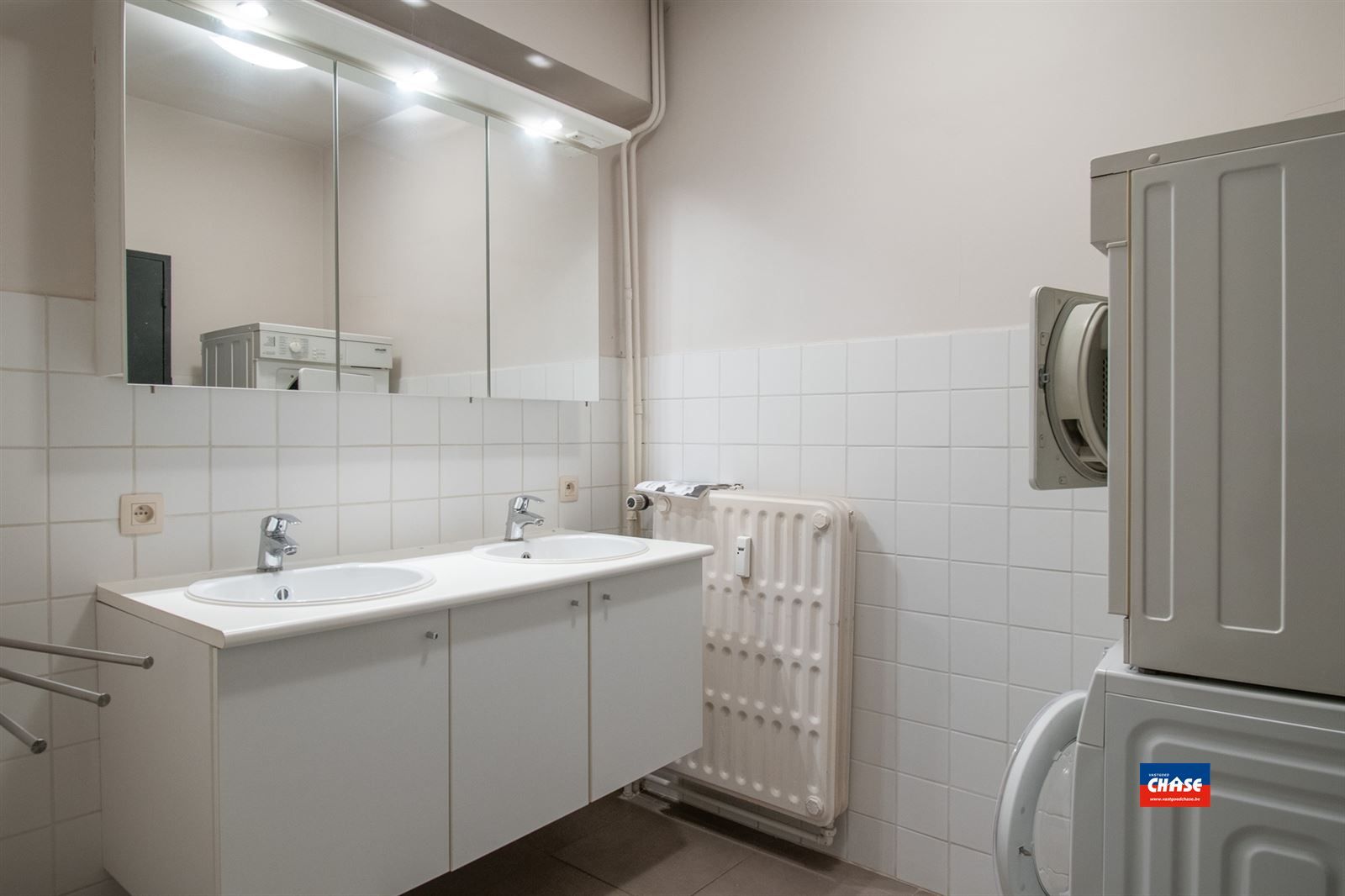 Instapklaar appartement met twee slaapkamers foto 10