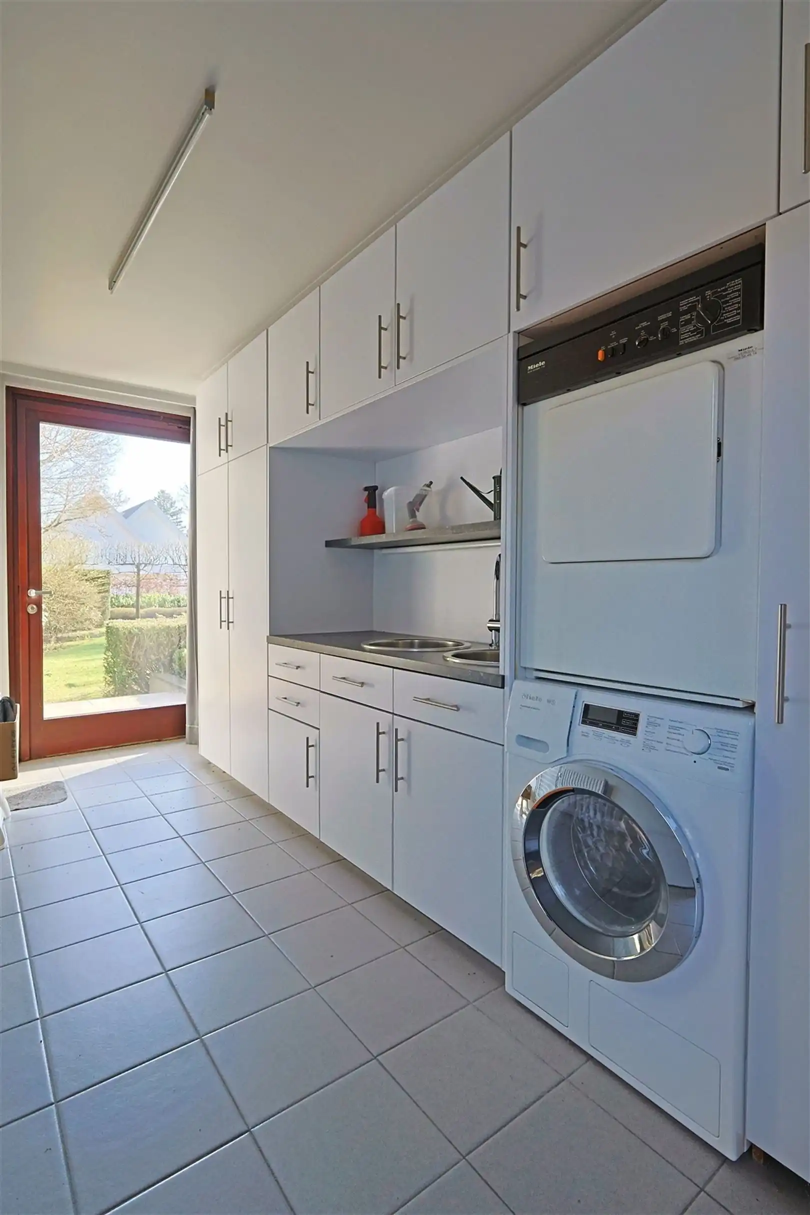 Tijdloze villa op goed bereikbare locatie foto 21