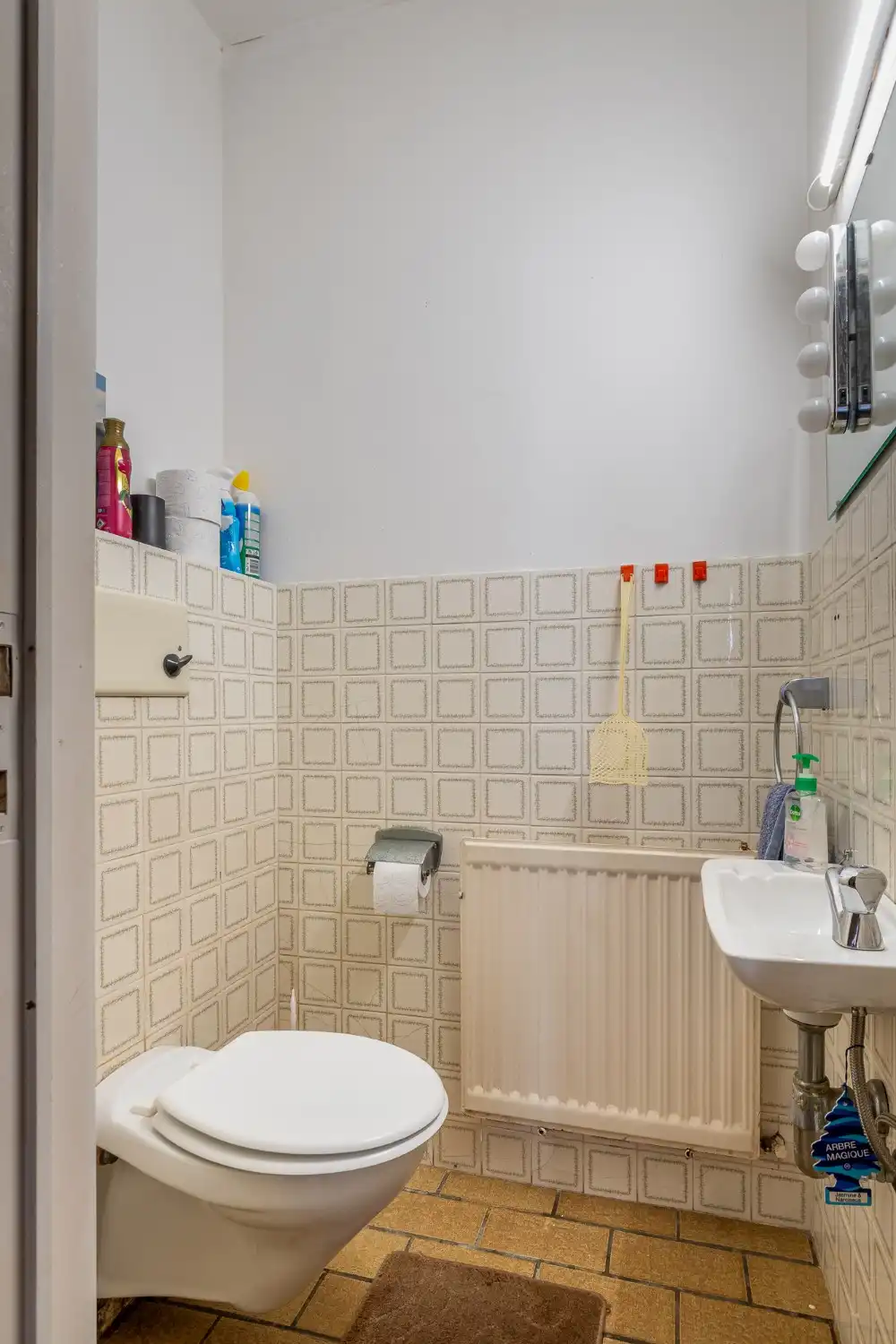 Handelsgelijkvloers en appartement op toplocatie te Tielt foto 13