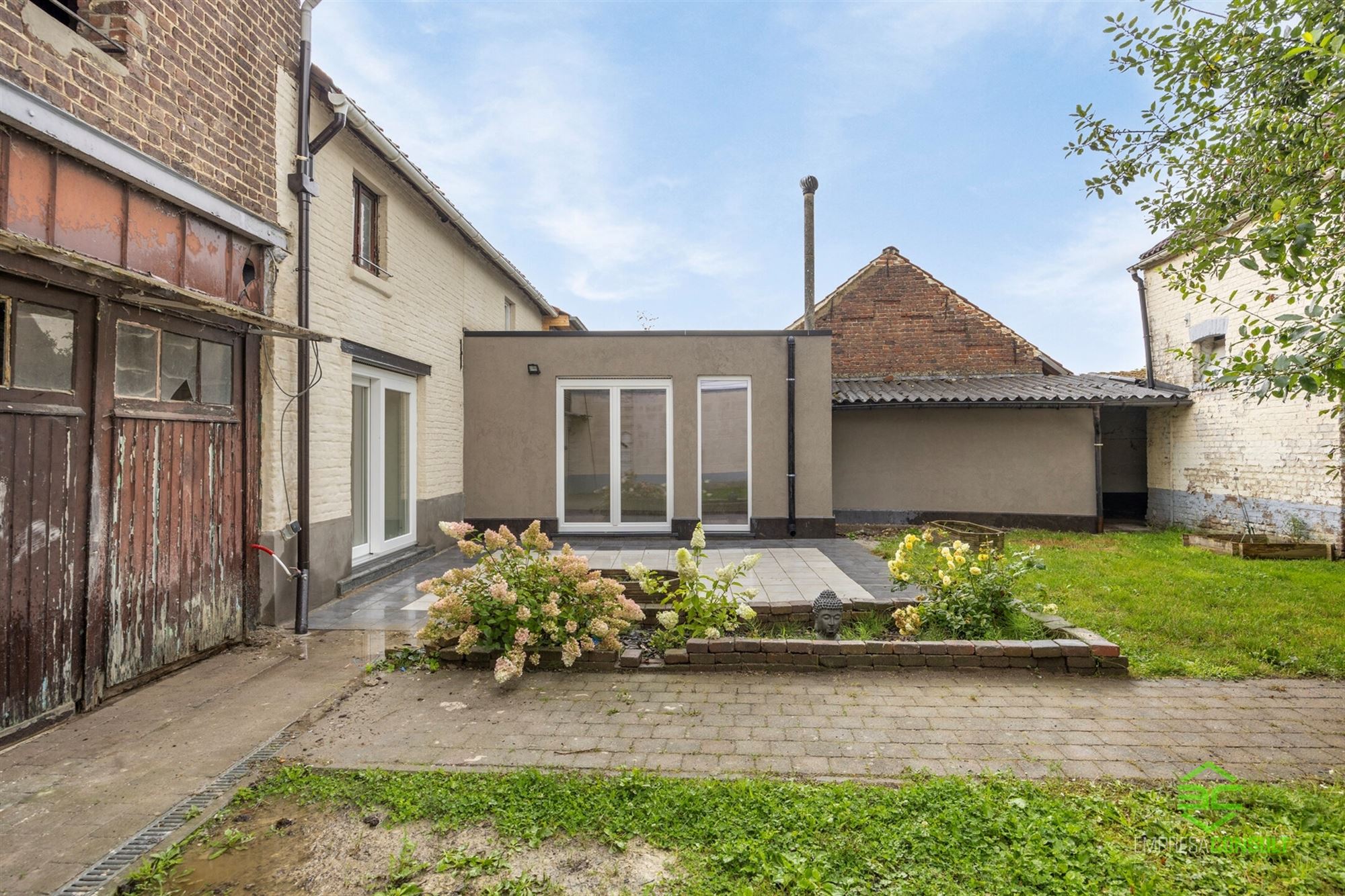 Gerenoveerde woning met 2-4 slpk in Kumtich foto 29