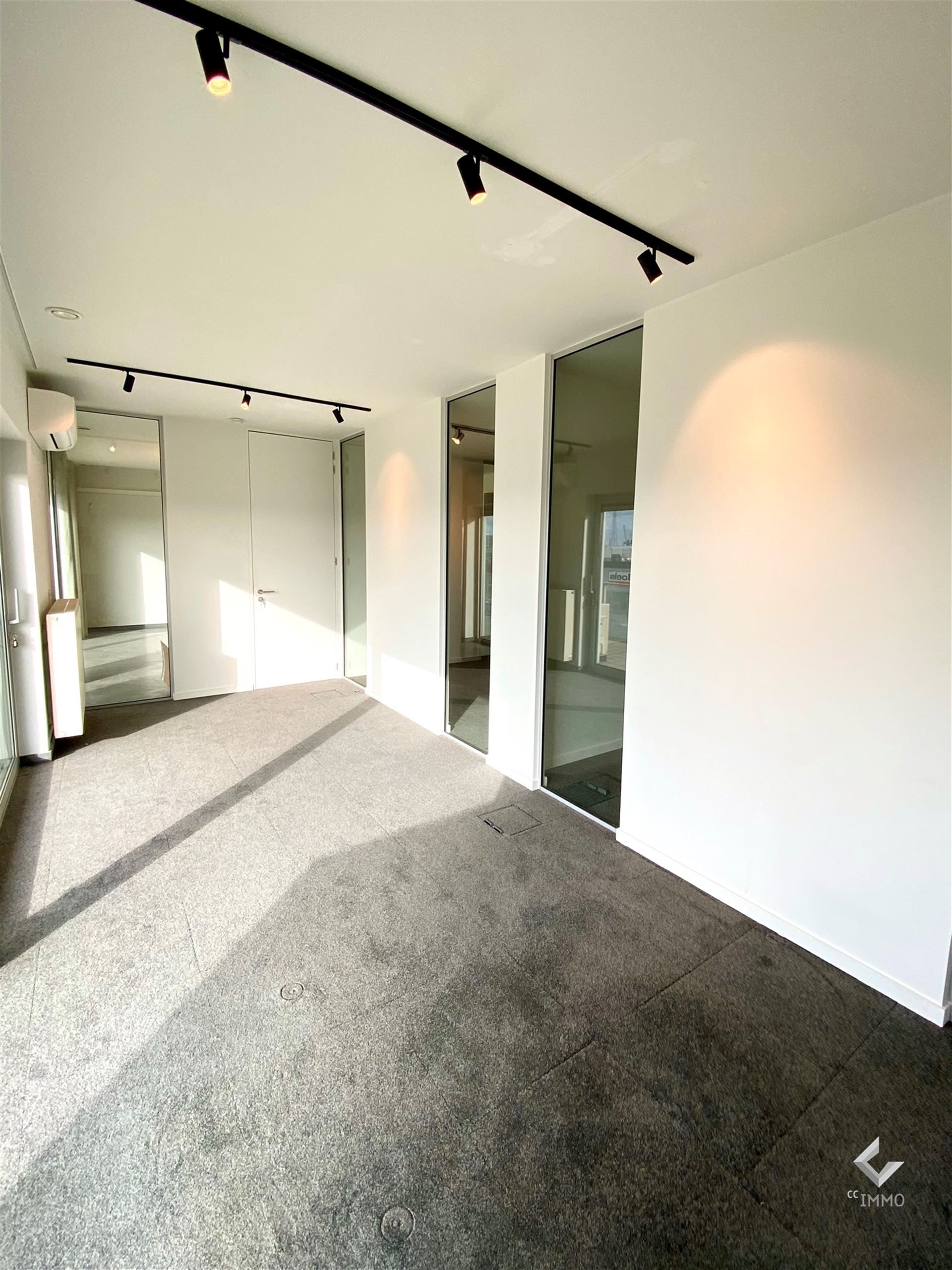 Prachtig 180m² kantoor op triple A-locatie! foto 8