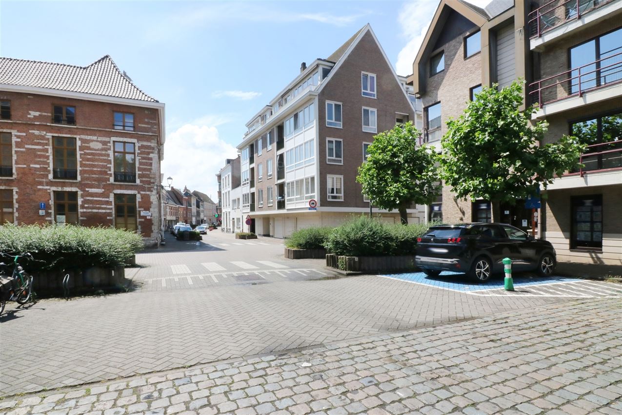 nabij warandepark, authentiek gebouw, label c foto 4