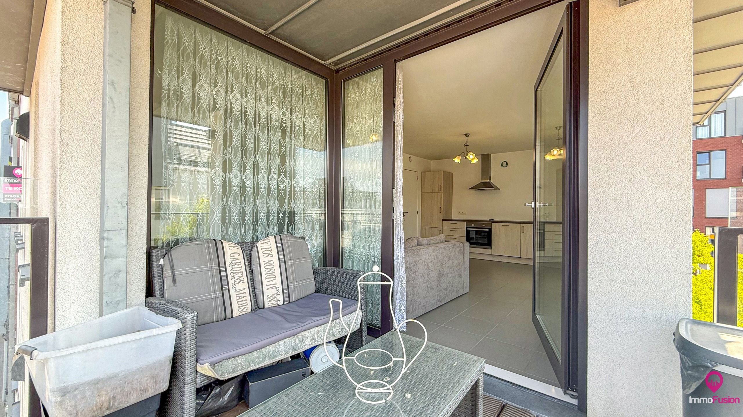 Modern instapklaar appartement met 2slk en een leuk terras! foto 11