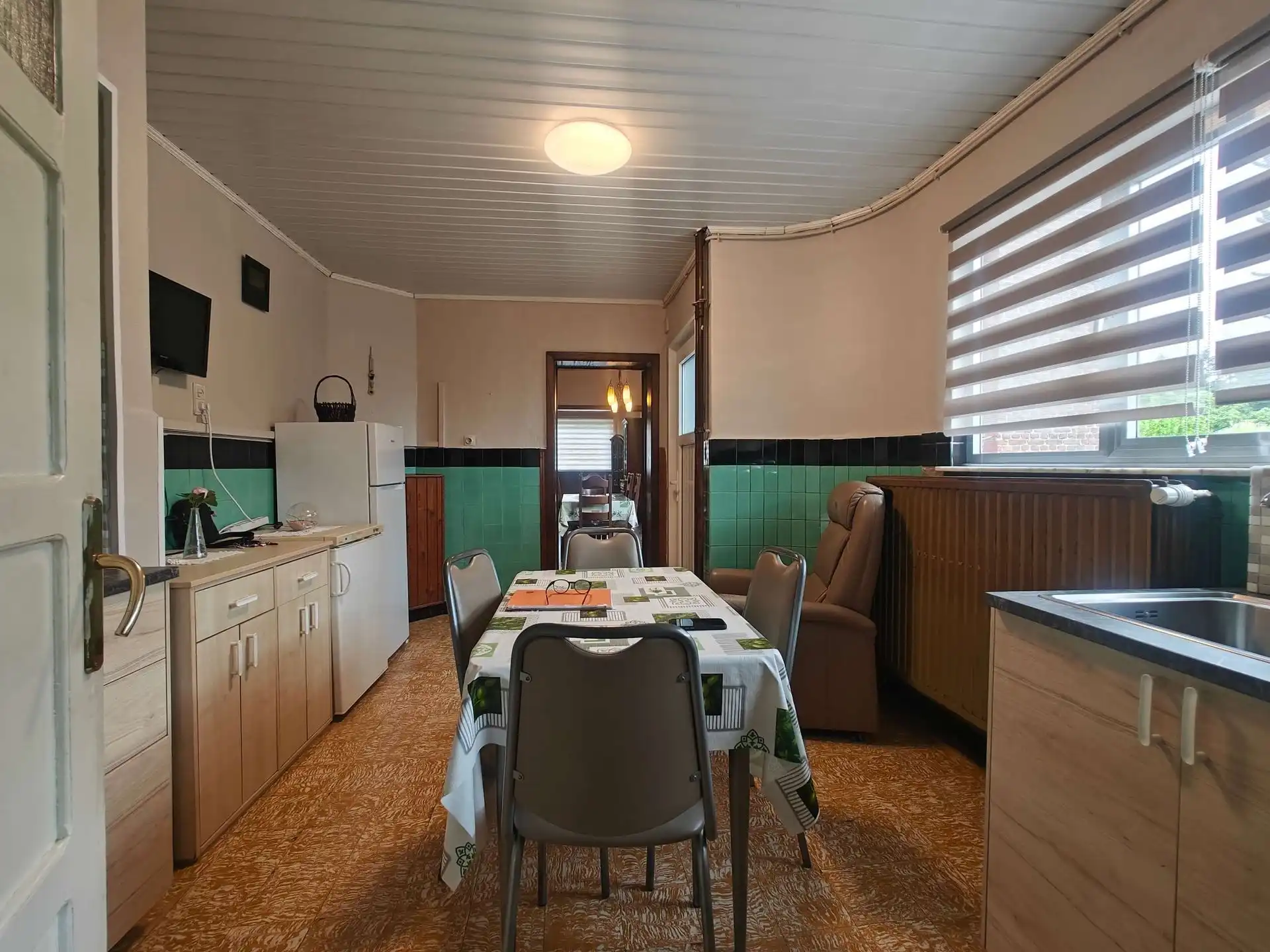 Te renoveren mijnwerkerswoning met 4 slaapkamers en extra  kangoeroegedeelte  foto 18