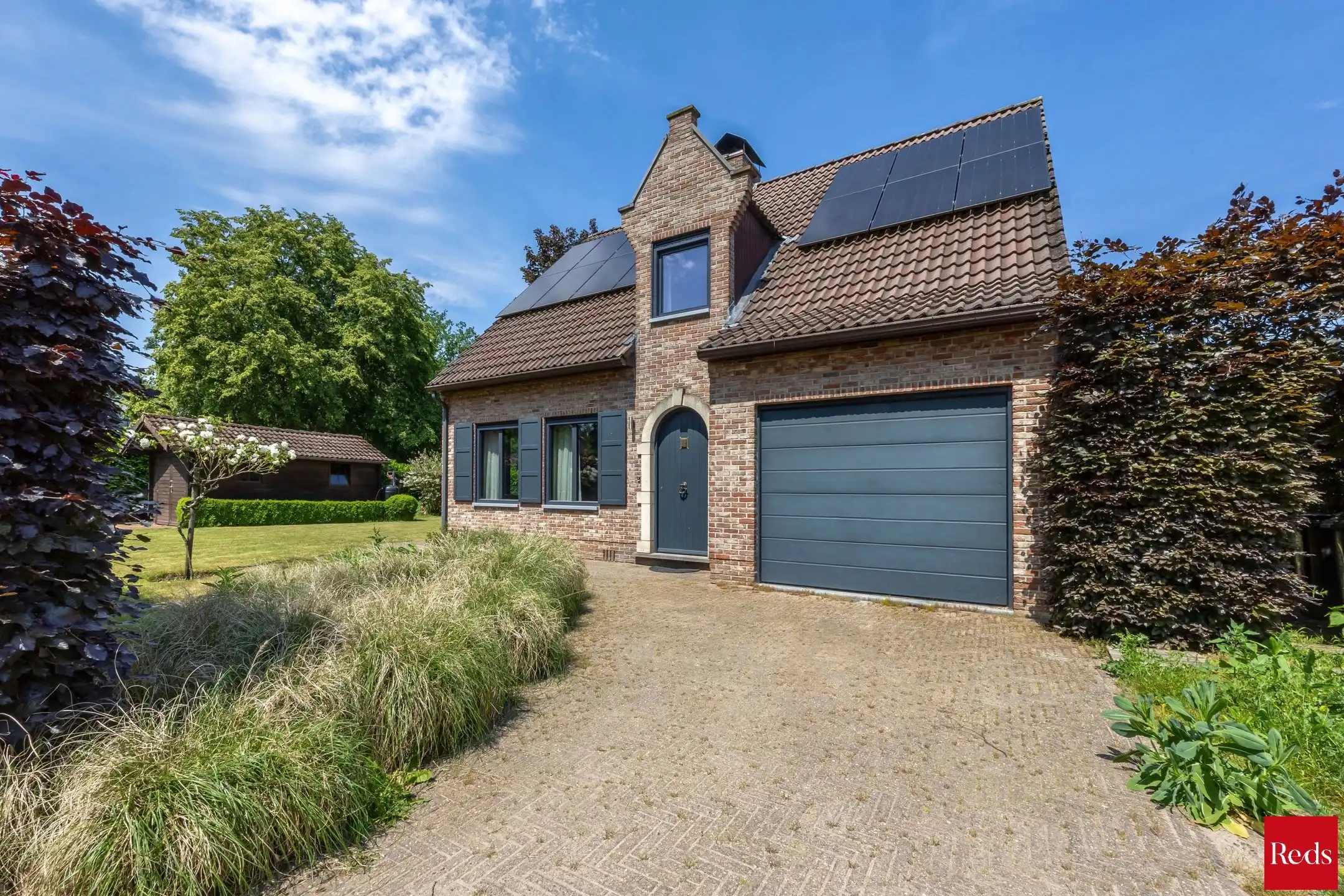 Charmante woning met uitzicht op blijvend groen foto 2