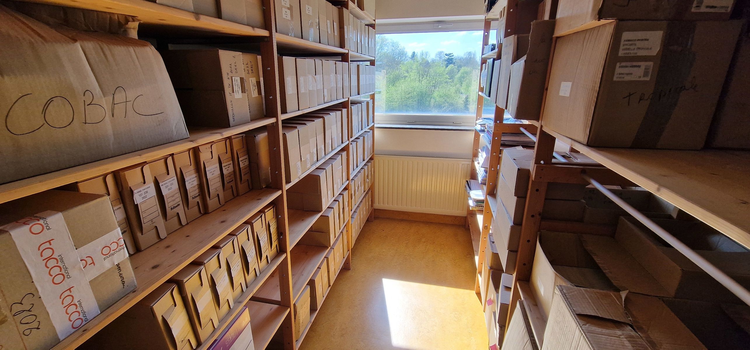 Grote magazijnruimte/atelier met kantoor te koop in Deurne  foto 51