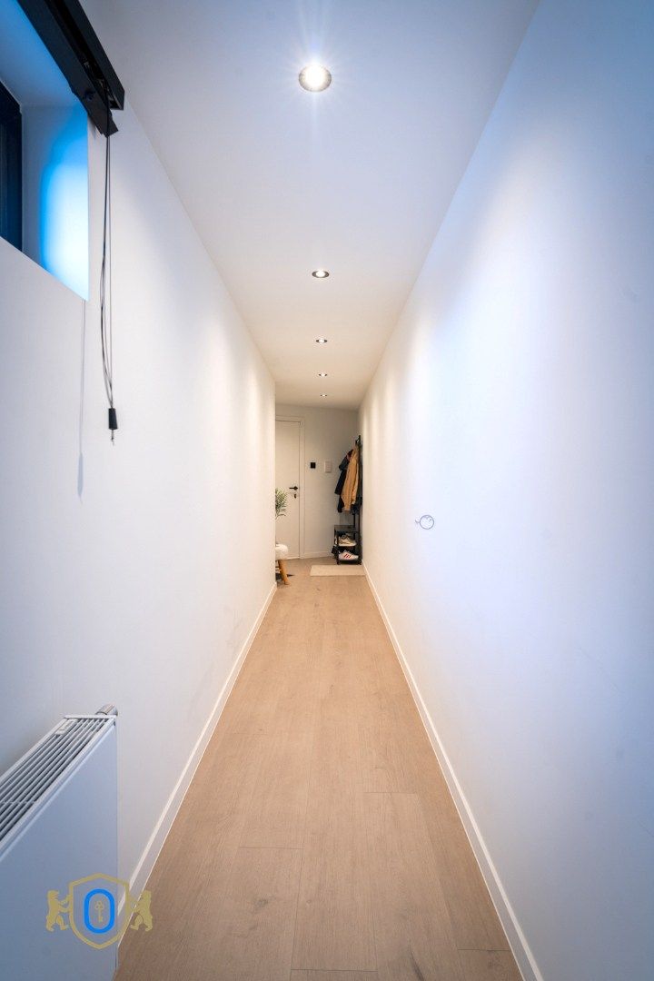 Instapklaar 1-slpkr appartement met terras foto 2
