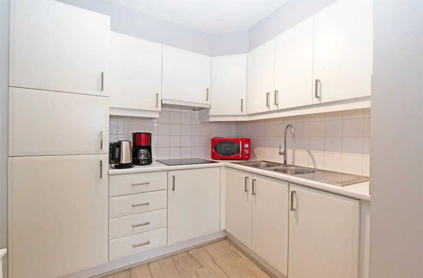 Tijdloos en instapklaar bemeubeld appartement op een uitstekende locatie  foto 7