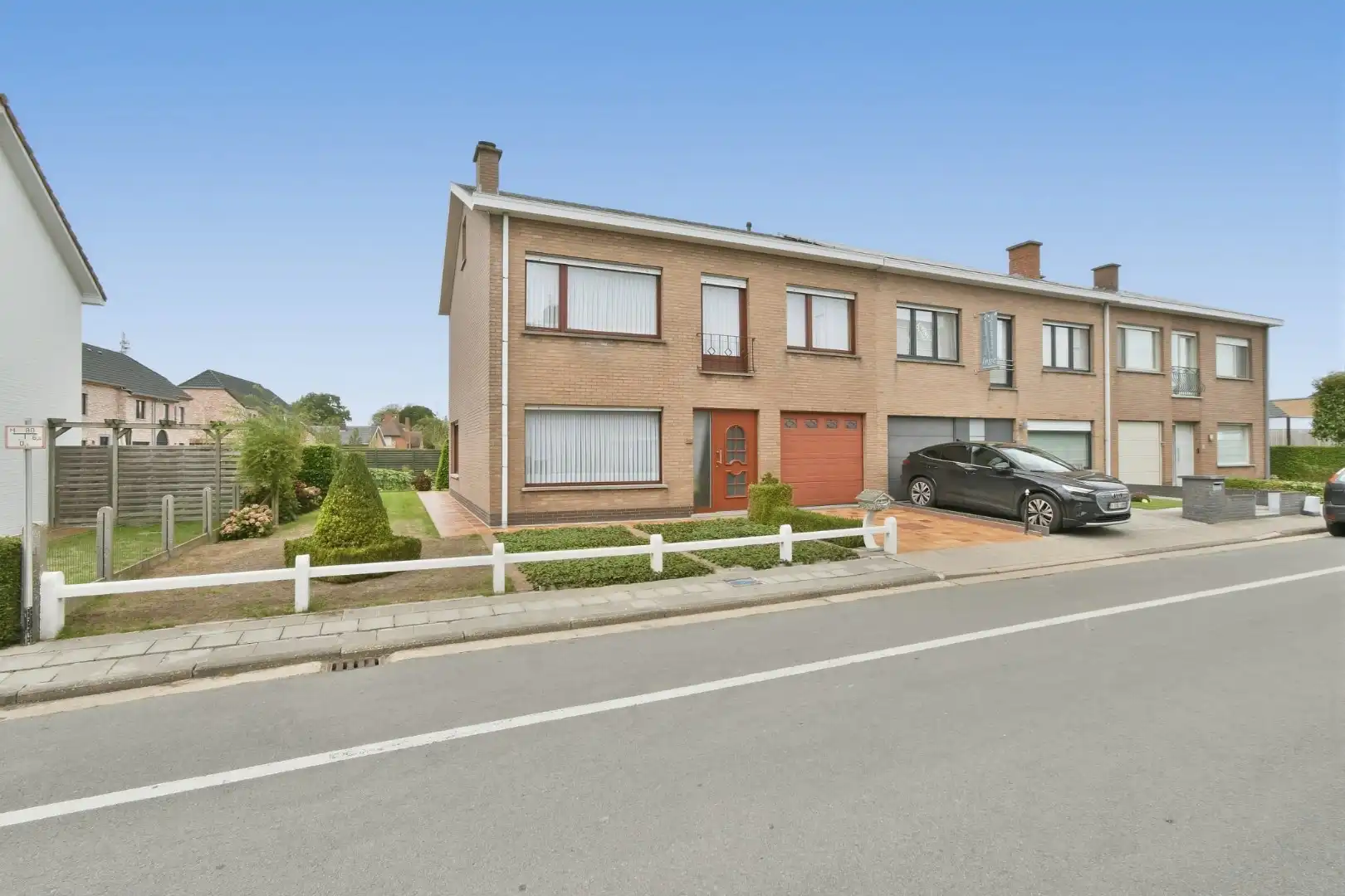 Rustig gelegen woning met 4 slaapkamers foto 17