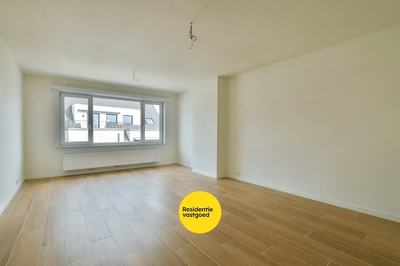 Te huur: prachtig gerenoveerd 2-slaapkamerappartement in centrum De Haan!  foto 2