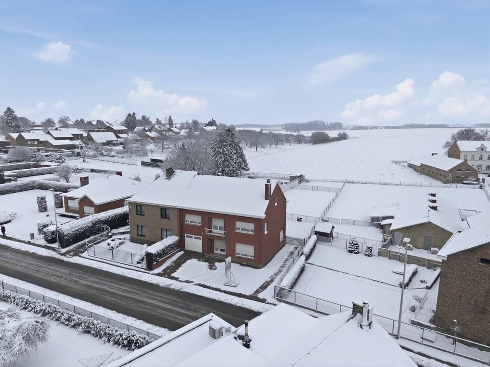 KNUSSE GEZINSWONING MET 4 SLKS EN EEN GARAGE IN BOEKHOUT foto 3