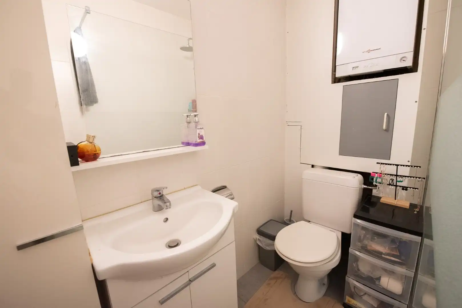 Centraal gelegen appartement te Zulte. foto 6