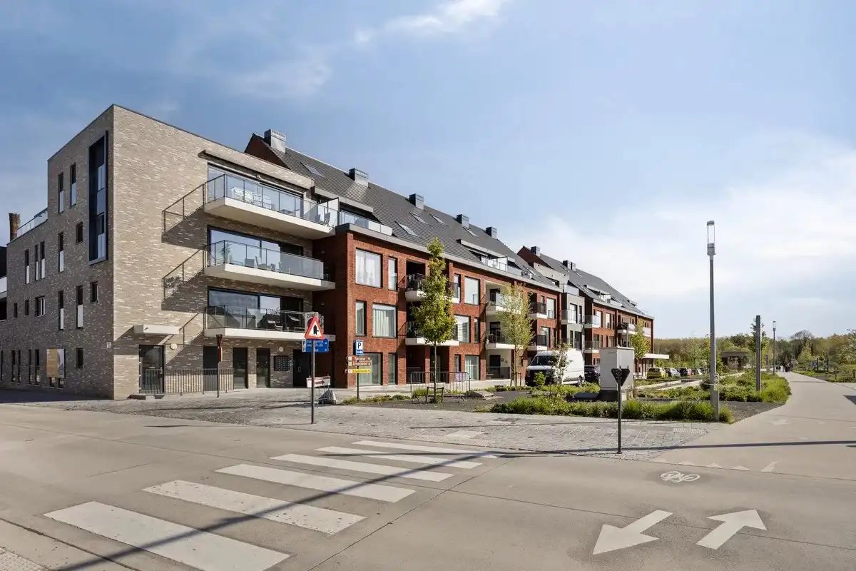 UNIEK PETNHOUSE (DUPLEX) VAN 192 M² MET 3 SLPK'S MET PRACHTIG ZICHT IN BORGLOON foto 20