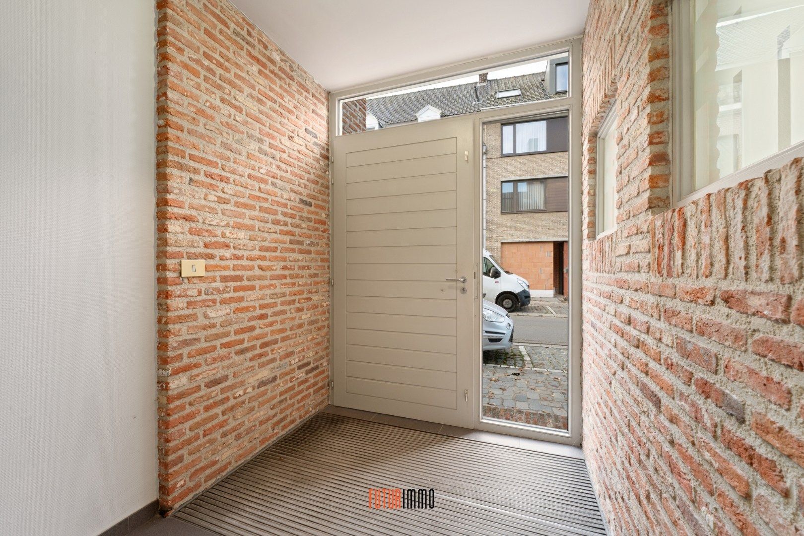 Polyvalente (handels)eigendom in hartje Rumbeke foto 2