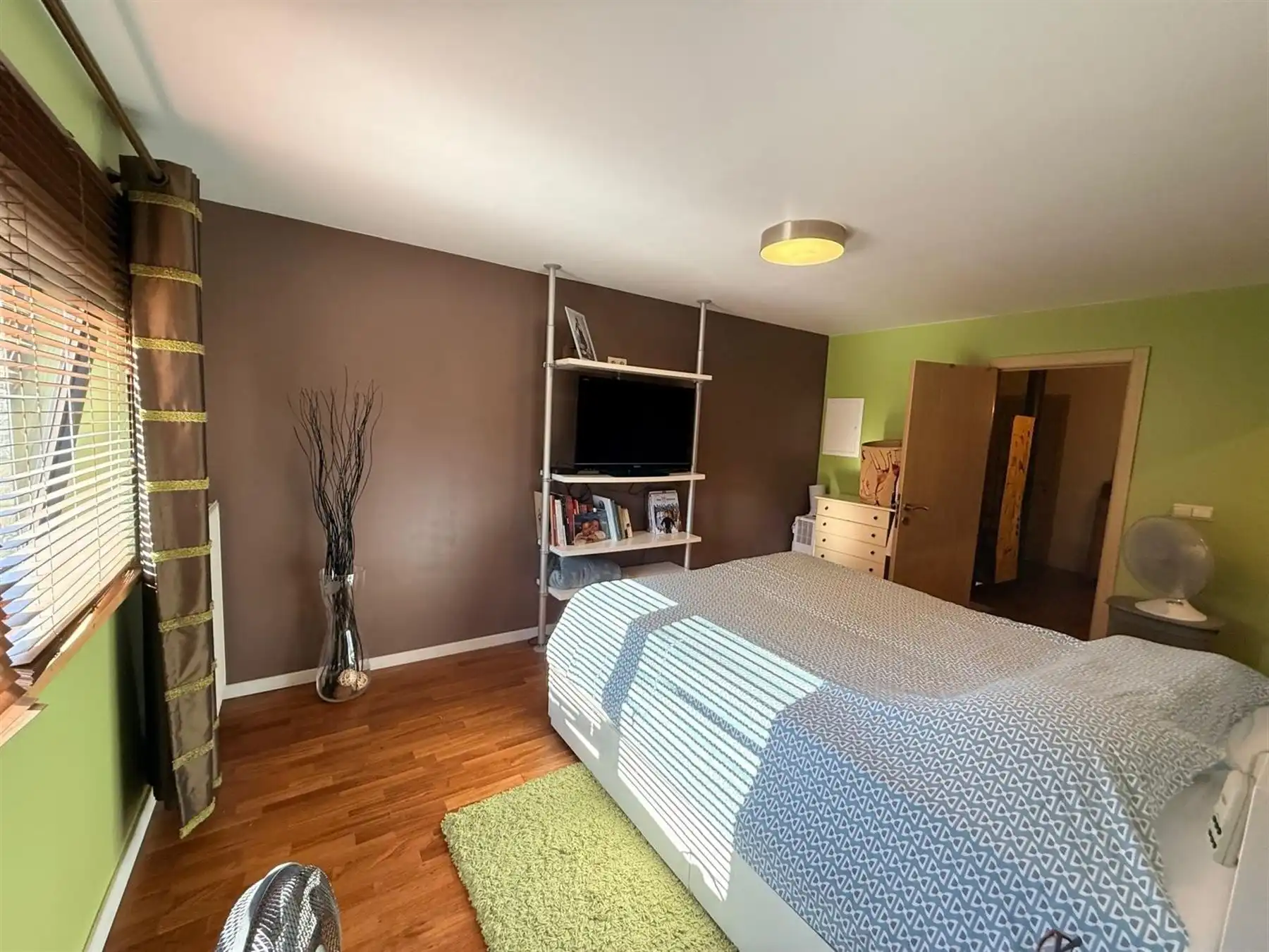 INSTAPKLARE WONING MET GEZELLIGE TUIN  foto 12