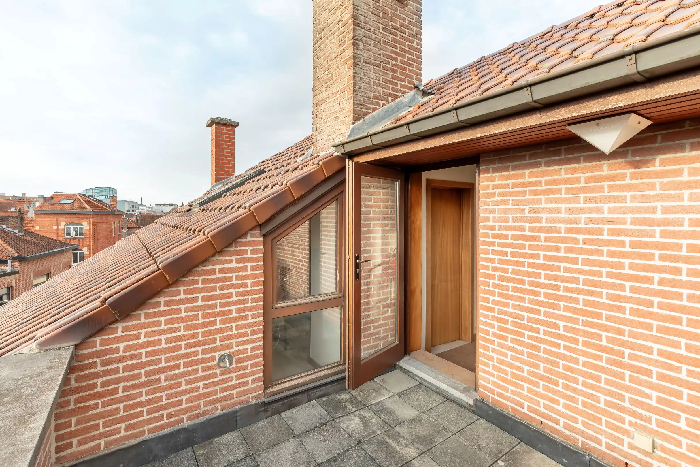 Statige ruime woning op rustige woonlocatie! foto 13