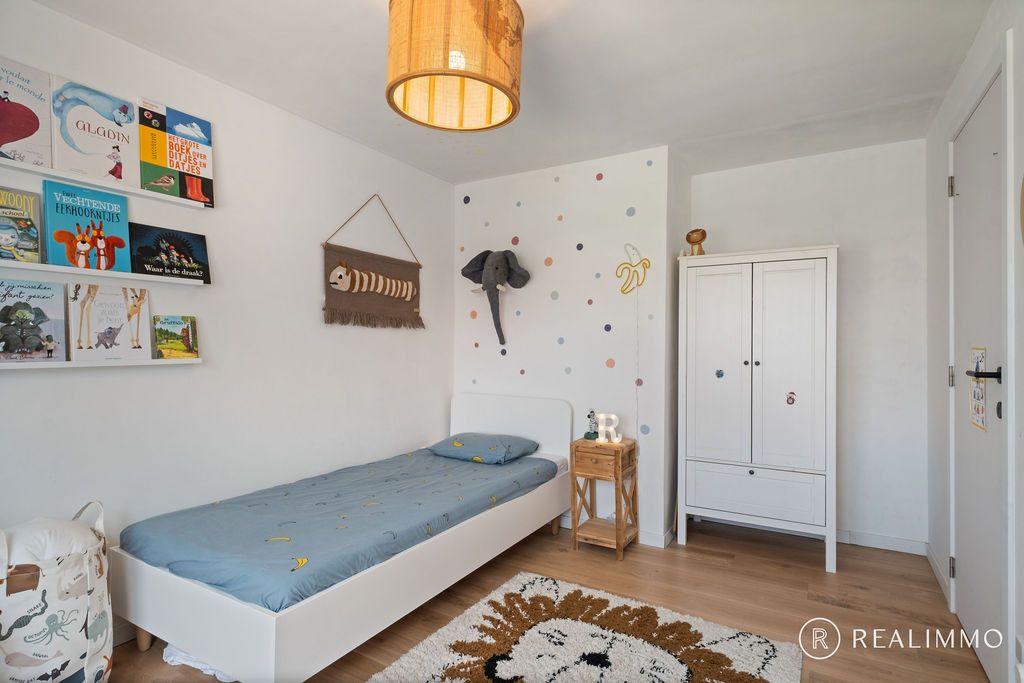 Gerenoveerde woning in rustige straat! foto 15