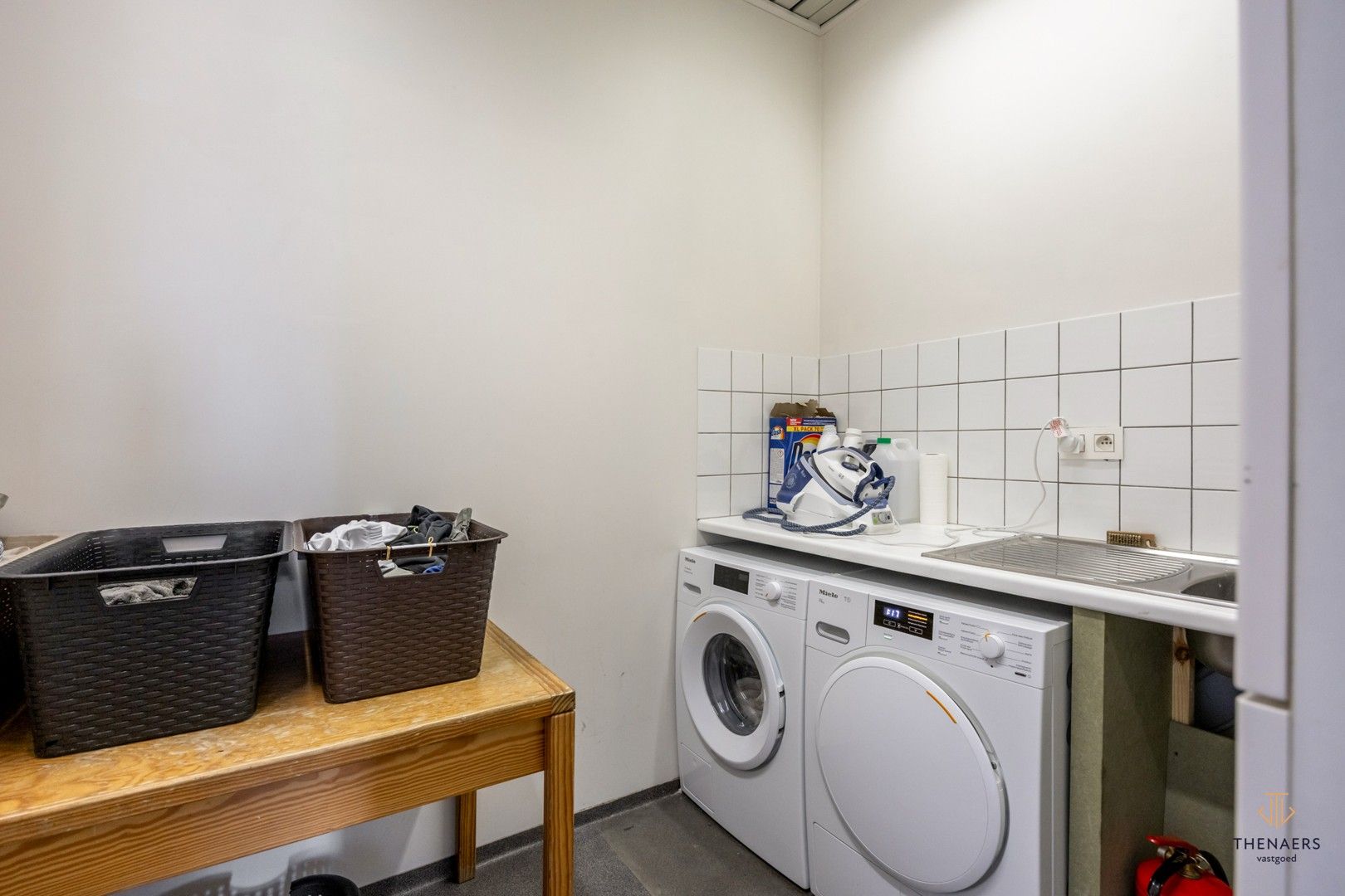 Mooie, voormalige notariswoning met 5 slaapkamers. foto 25