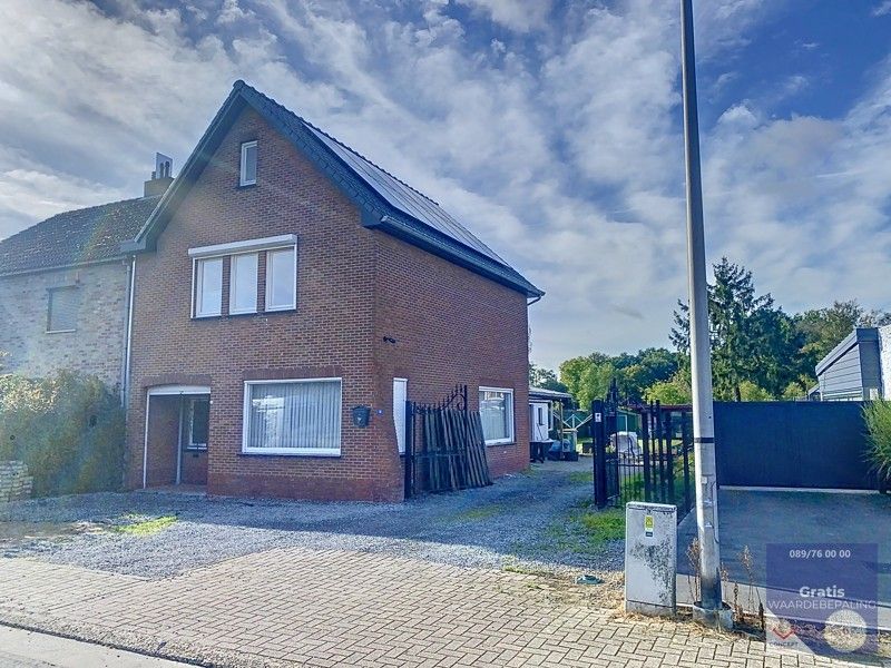 Op te frissen woning op perceel van 5a90ca foto 38