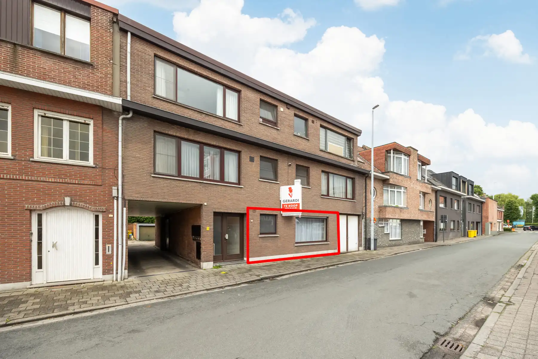 Gerenoveerd app met 2slk en garage foto 26