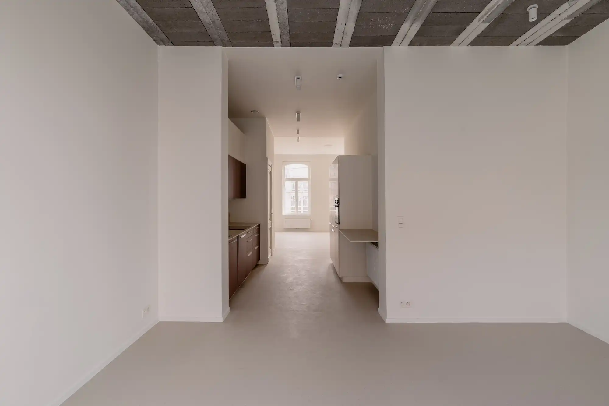 Volledig gerenoveerd duplex appartement met uitzicht op de monumentale gevel van Hilton foto 2