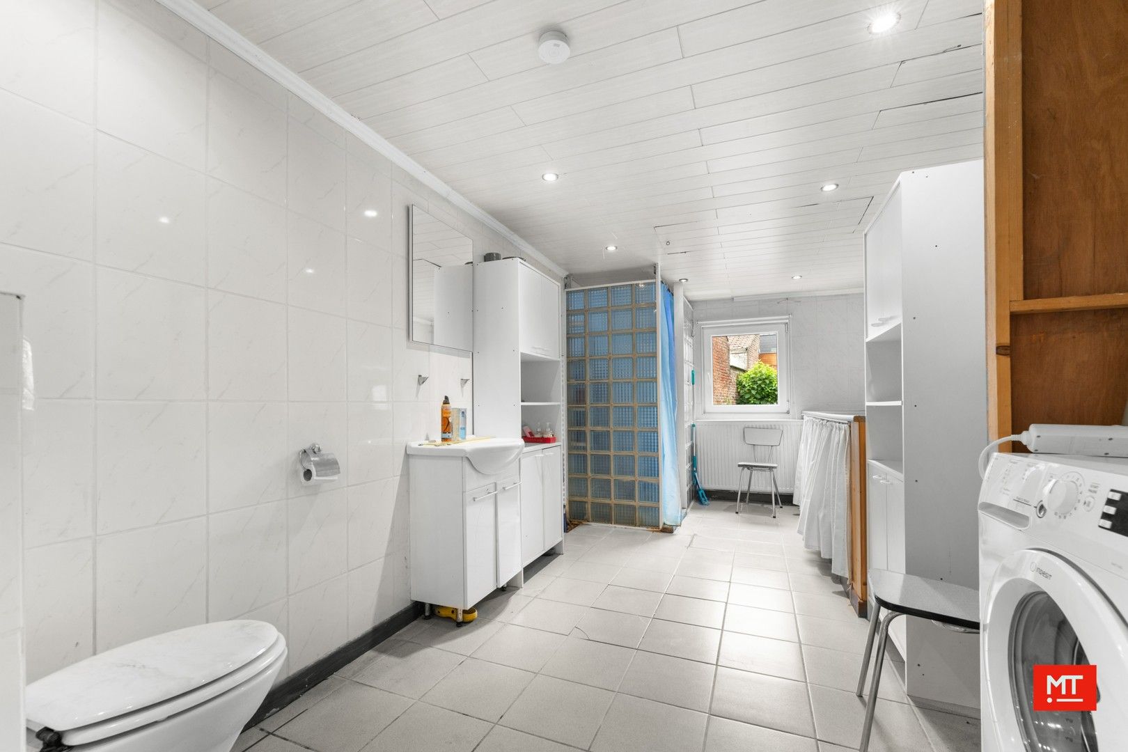 Te renoveren woning in rustige straat nabij centrum Menen foto 8