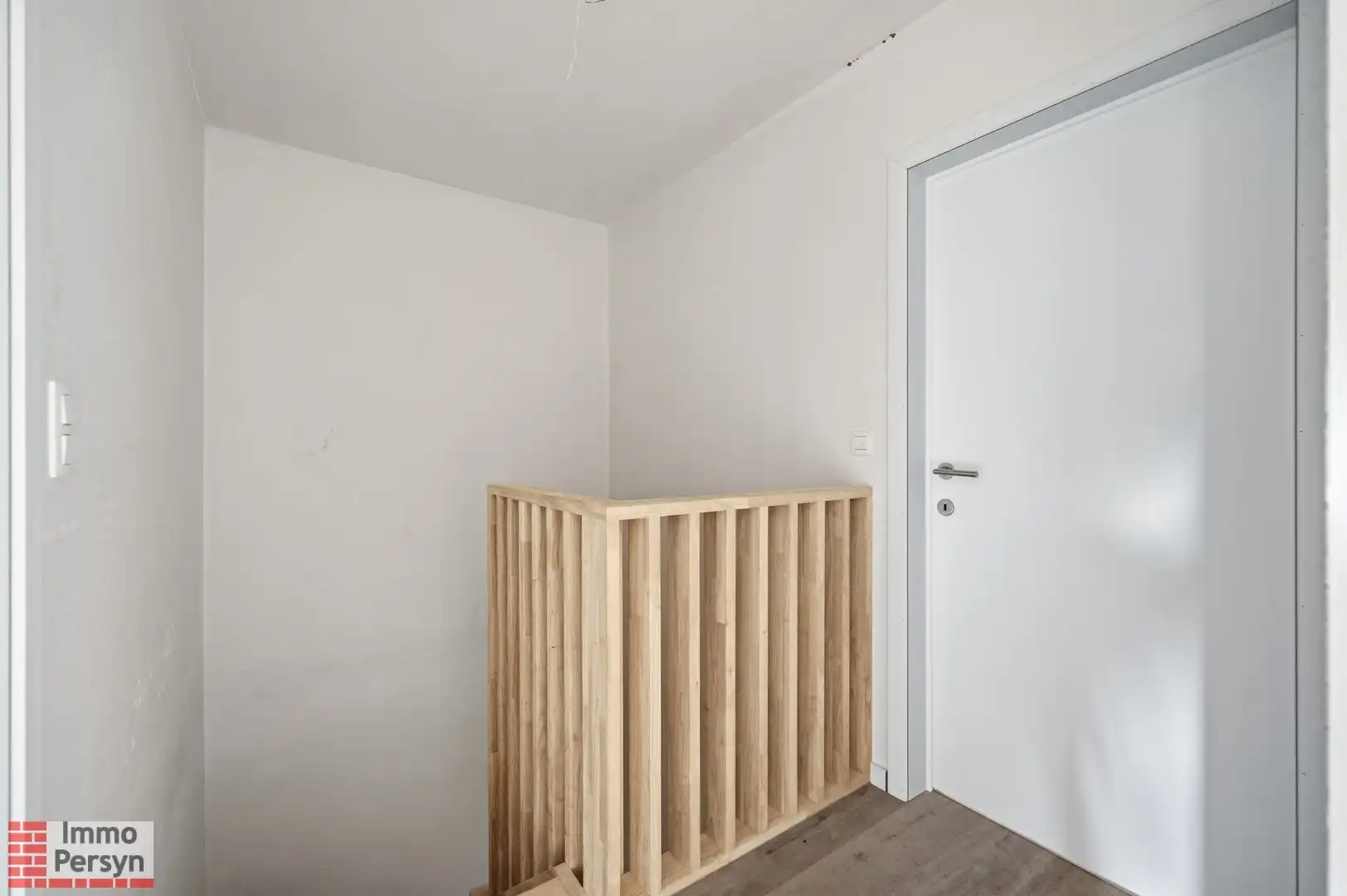 Prachtige nieuwbouw halfopen bebouwing in rustige straat foto 11