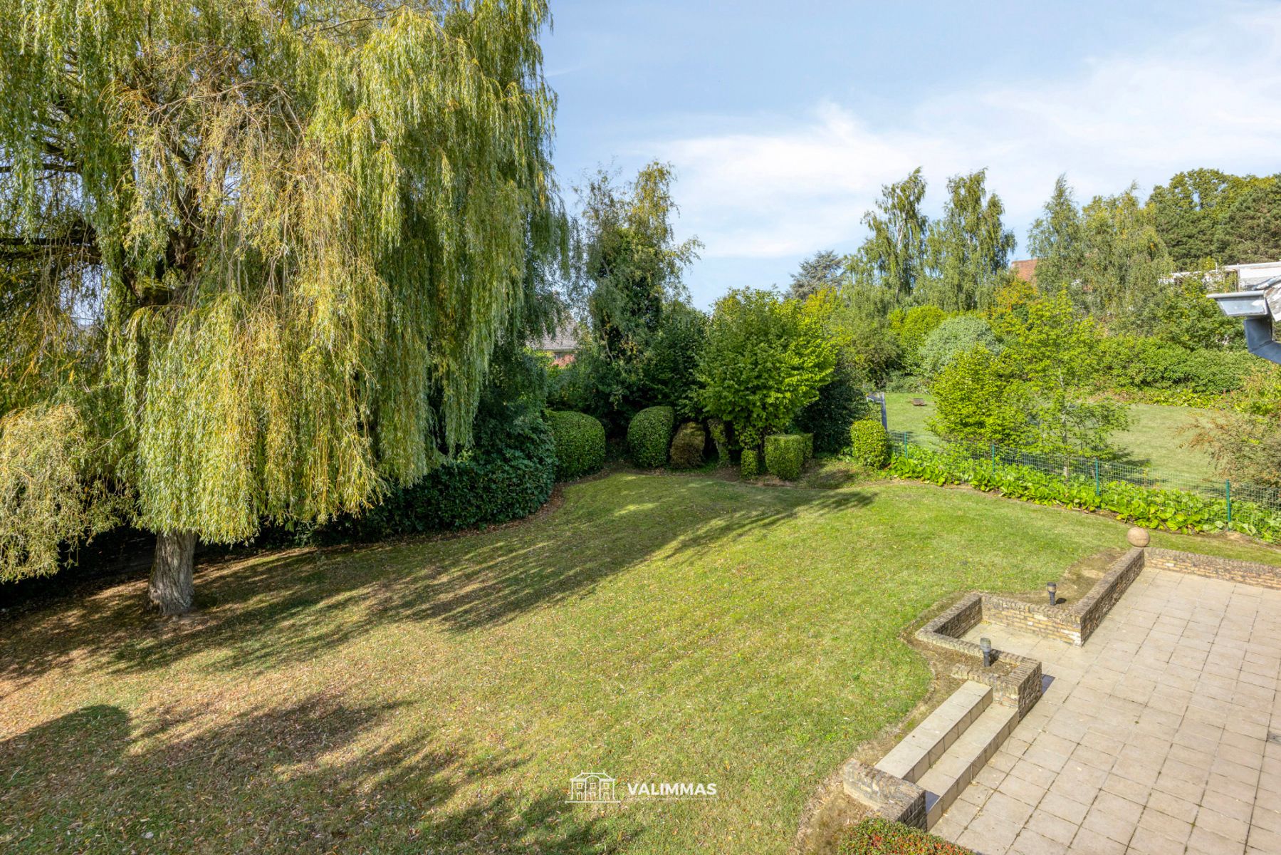 Ruime, residentieel gelegen villa met garage & mooie tuin... foto 9