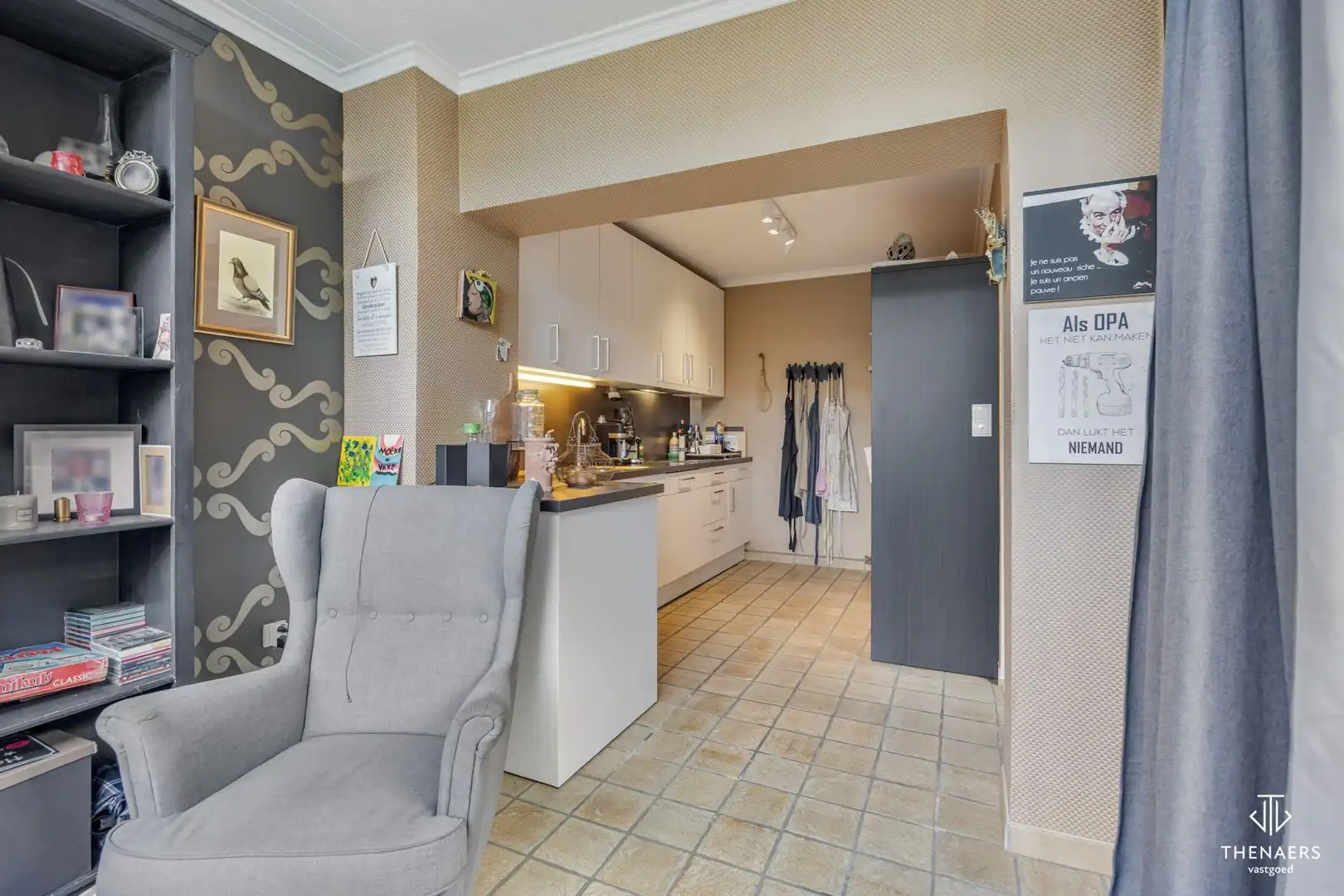 Ruime halfopen gezinswoning met 194 m² woonoppervlakte, drie slaapkamers en aangename tuin in Heers. foto 9