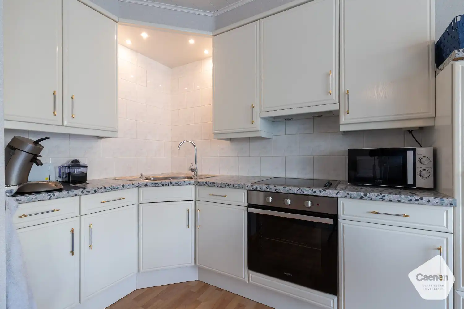 Super verzorgd appartement met 1 binnenslaapkamer en open zicht foto 4