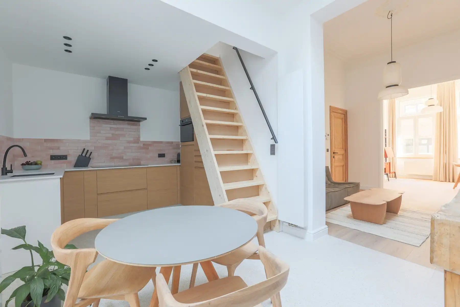 Zorgeloos, all-in en stijlvol wonen op het Zuid! foto {{pictureIndex}}