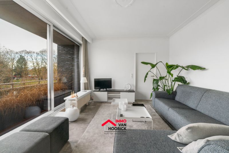 Vernieuwd appartement - zicht op de Durme!!! foto 8