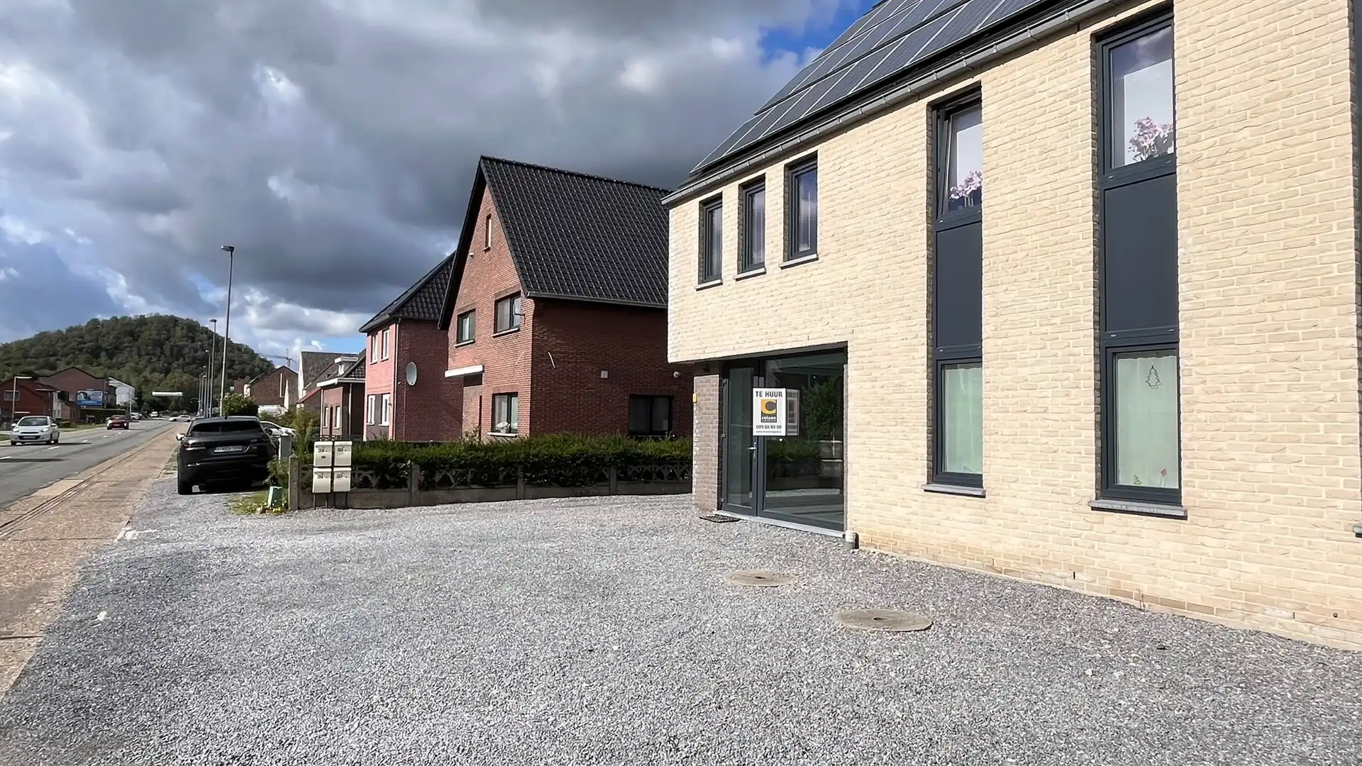 Kantoorruimte (25 m²) geschikt voor kantoor, dienstverlening of vrije beroepen foto 3