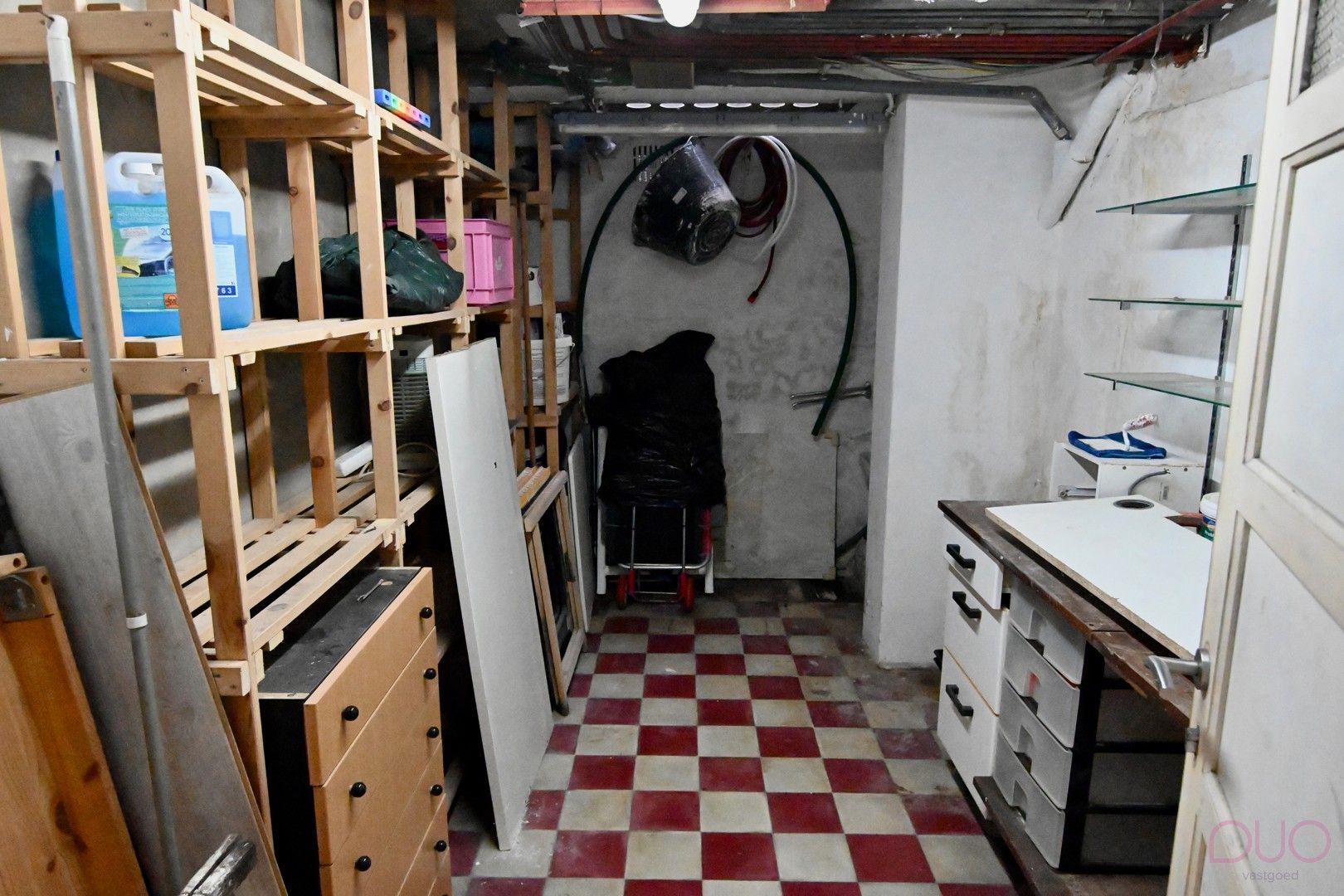 Stijlvol wonen vlak bij zee – volledig gerenoveerd gelijkvloers 3 slaapkamer appartement in de statige Warschaustraat foto 22