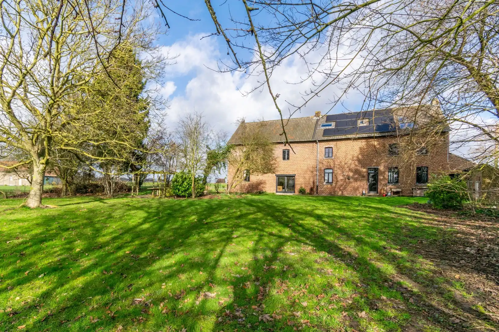 KARAKTERVOLLE & GERENOVEERDE HOEVE OP 20 ARE!  foto 28