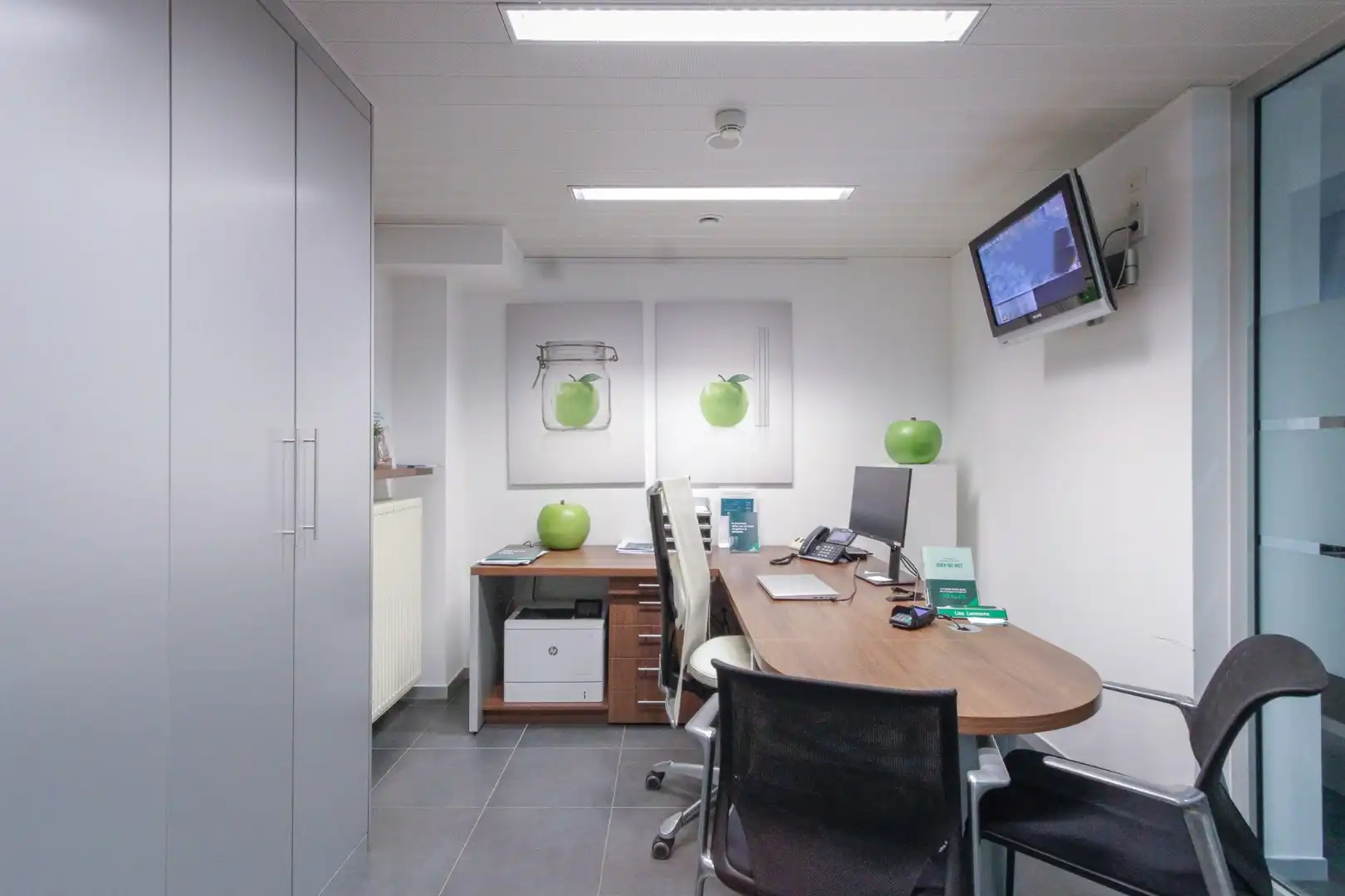 Instapklare kantoorruimte te koop Knokkestraat 56 Heist foto 3