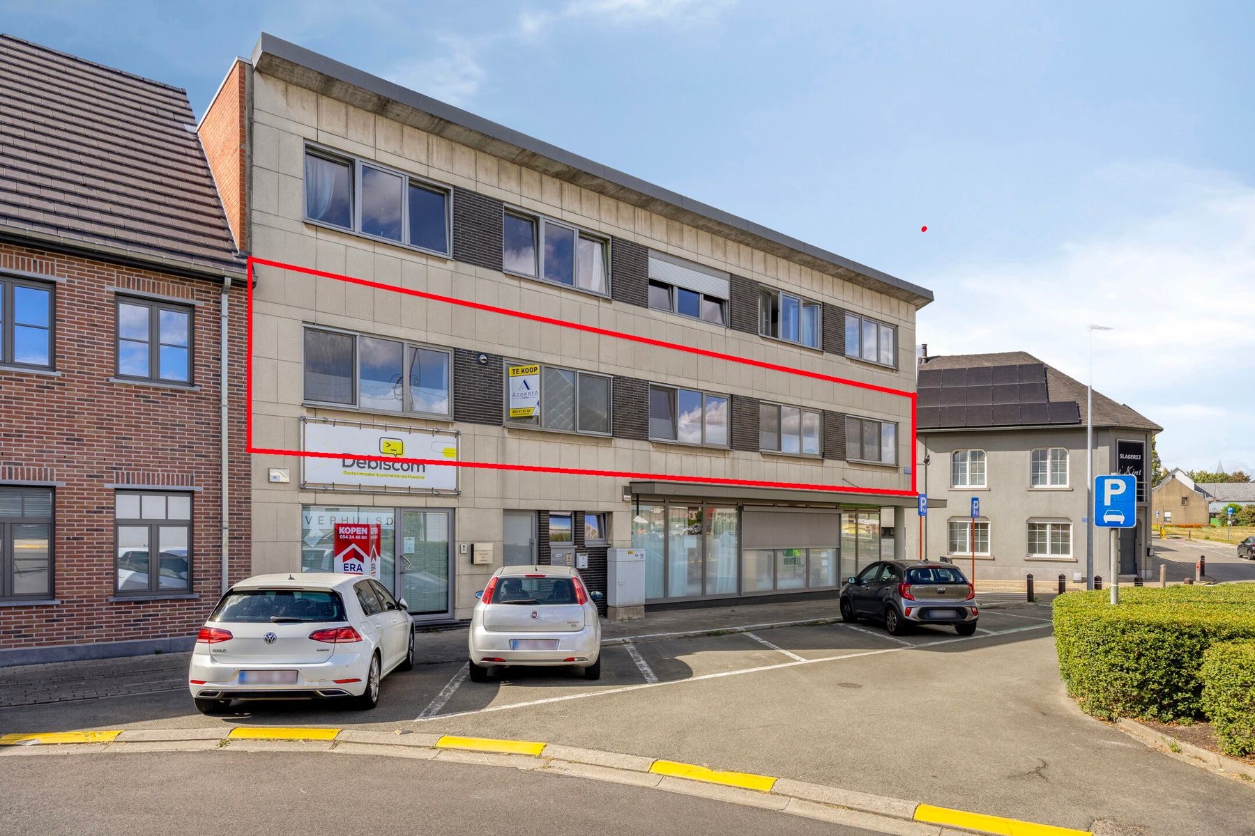 Ruim gerenoveerd 3-slaapkamer appartement op toplocatie !!! foto 13