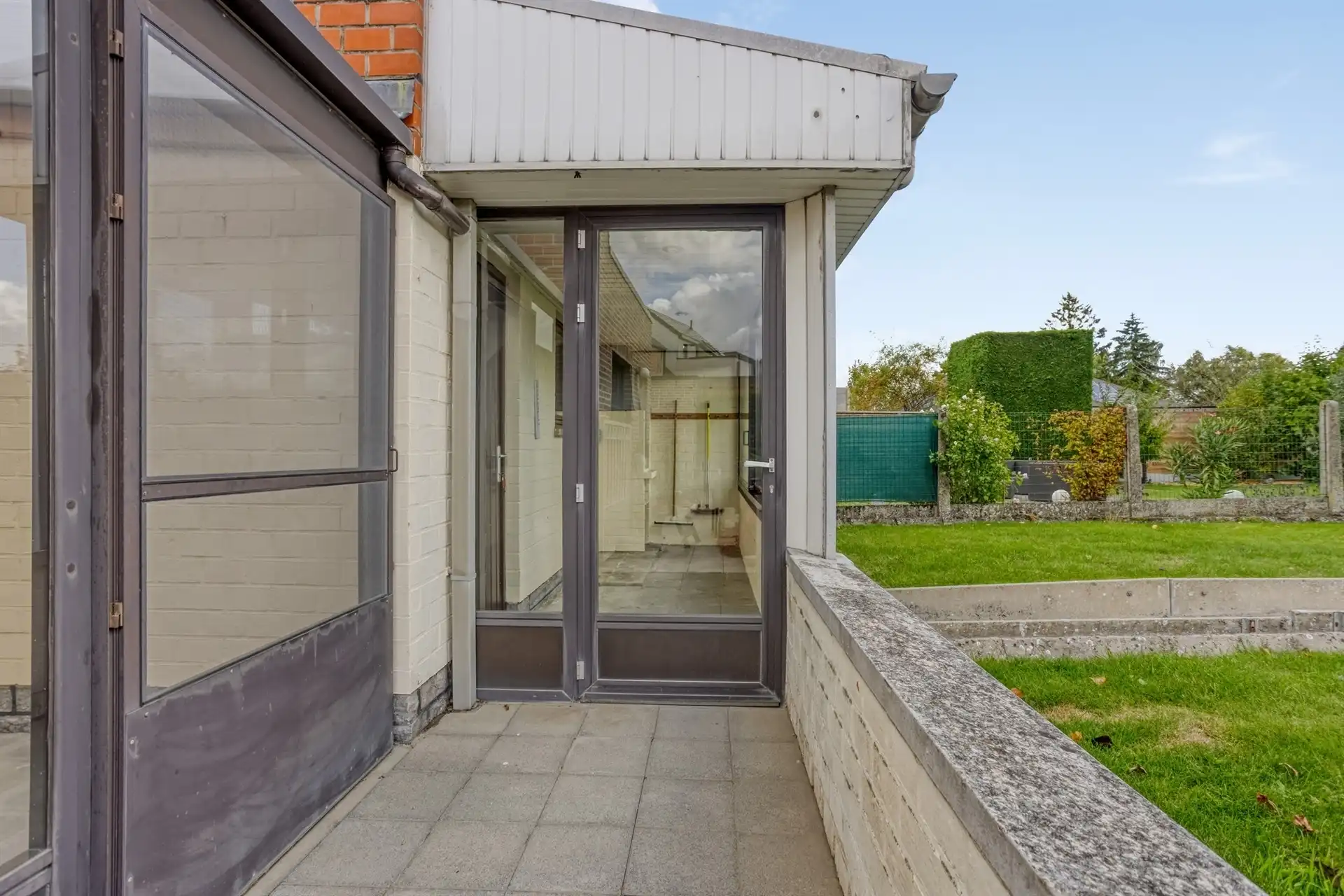 Ruime woning met zuidoostgerichte tuin in Merchtem foto 7