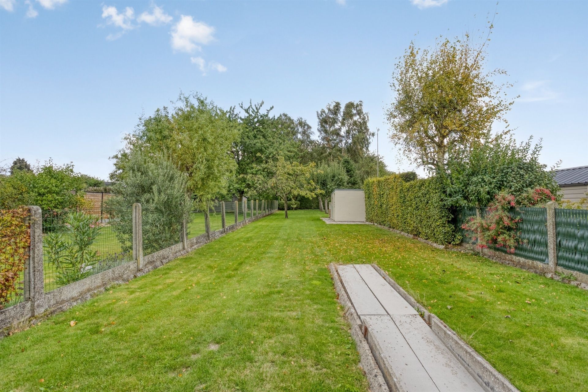 Ruime woning met zuidoostgerichte tuin in Merchtem foto 7