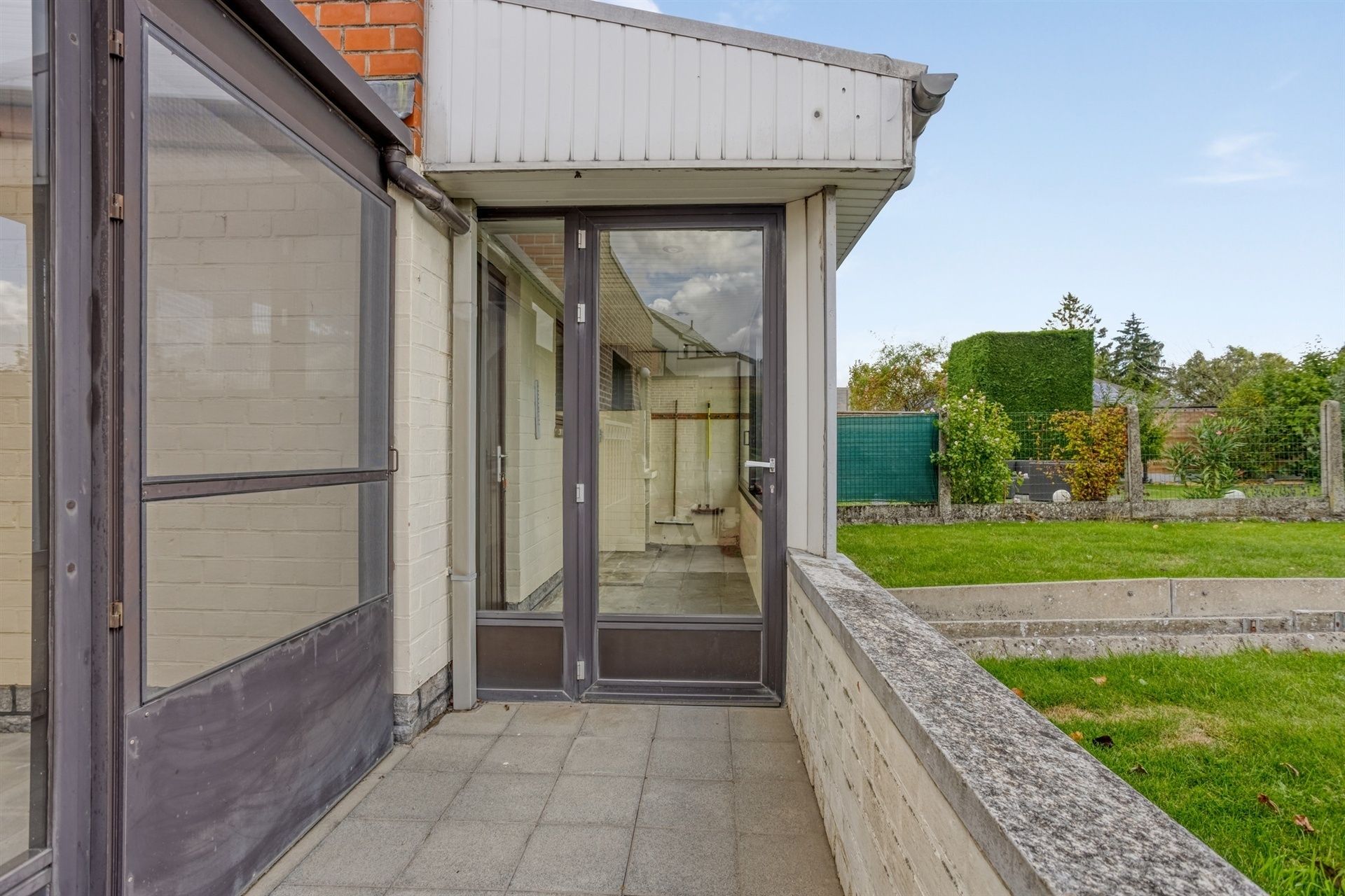 Ruime woning met zuidoostgerichte tuin in Merchtem foto 7