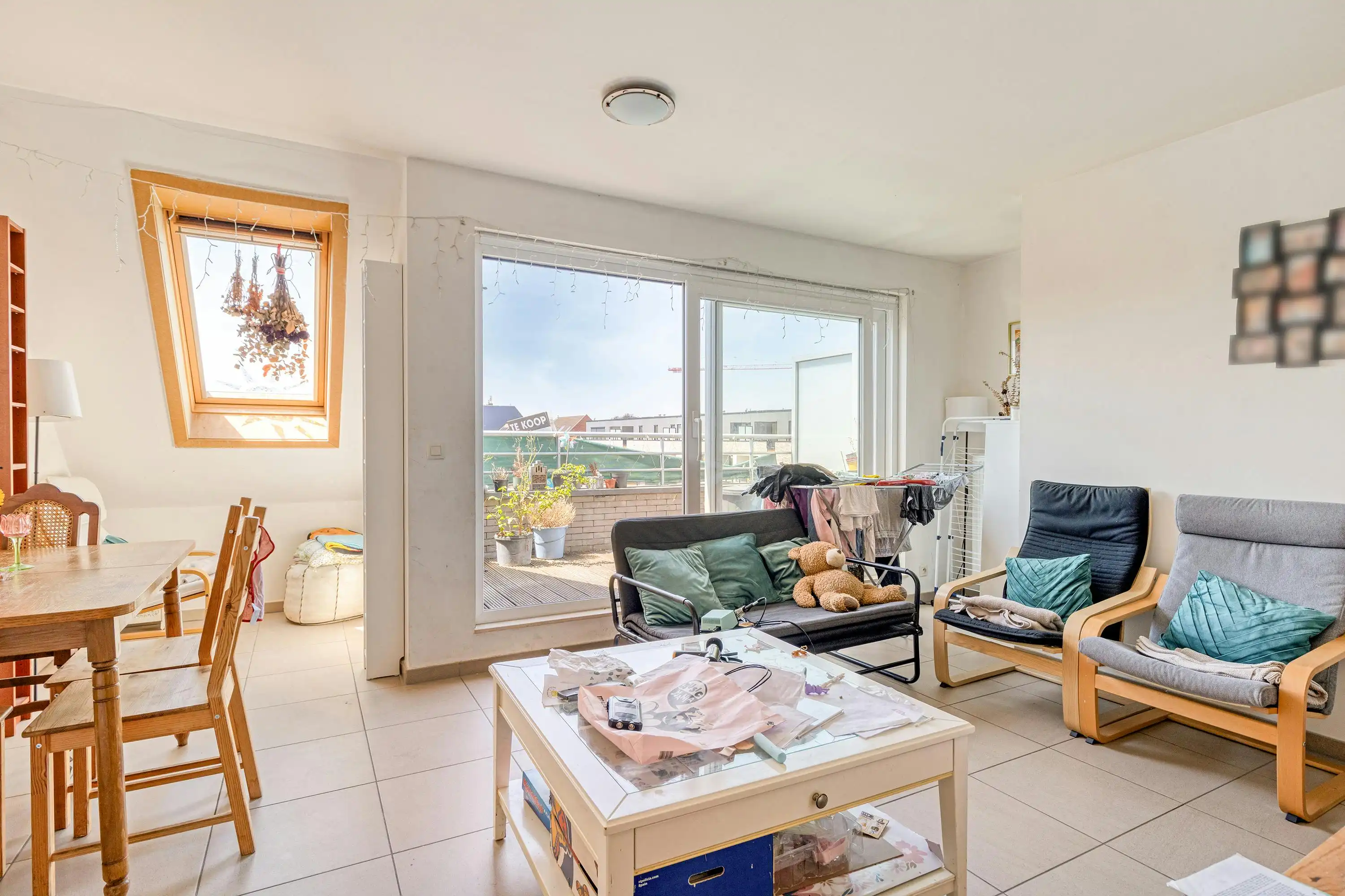 Appartement te koop met 2 slaapkamers + terras in Maldegem foto 3