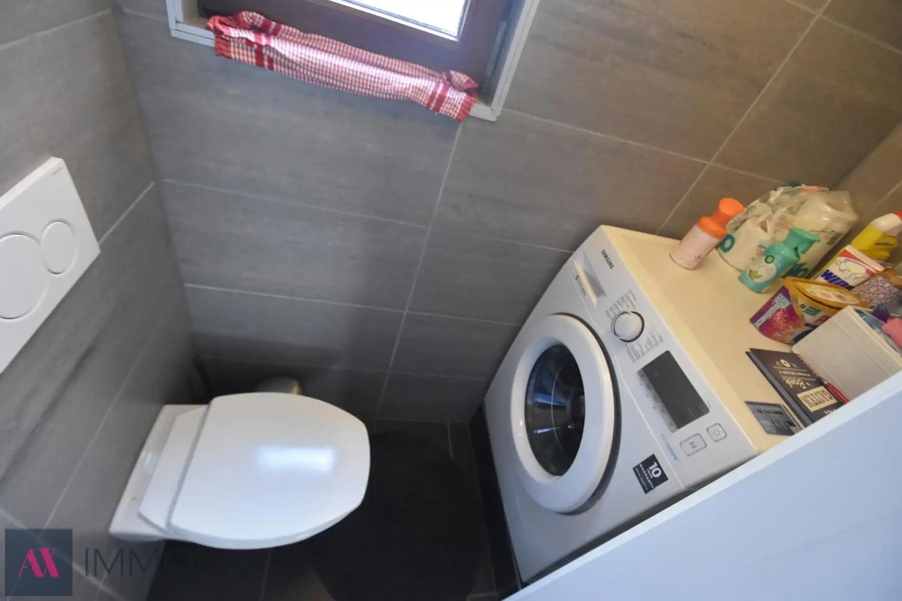 Gerenoveerde instapklare starterswoning met 2 slaapkamers en koertje nabij station Dendermonde, onmiddellijk beschikbaar. foto 18