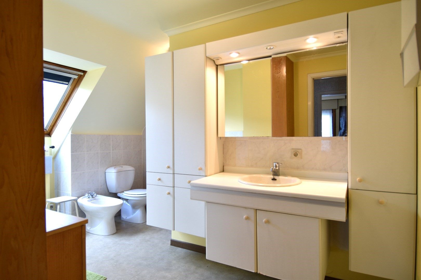 Verzorgde hoekwoning te koop op Heule Watermolen foto 7
