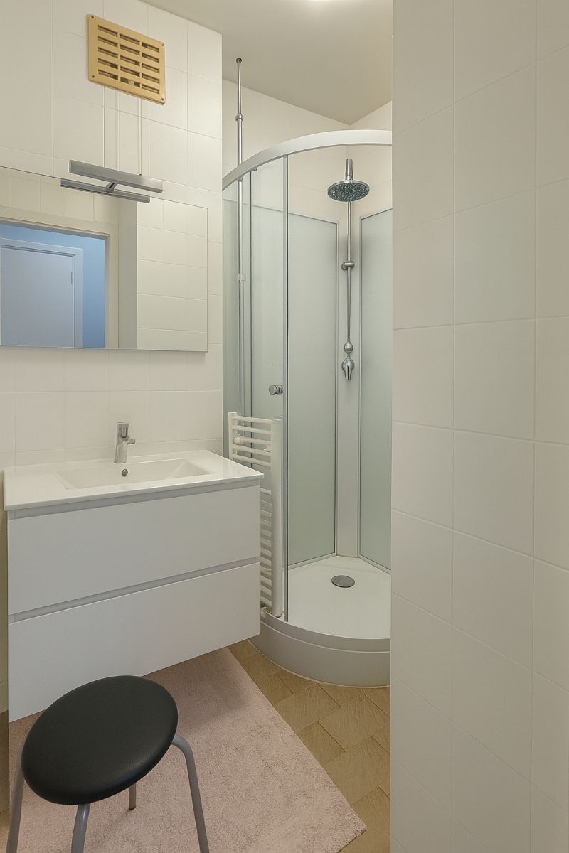 Gelijkvloers appartement met garage te huur. foto 7