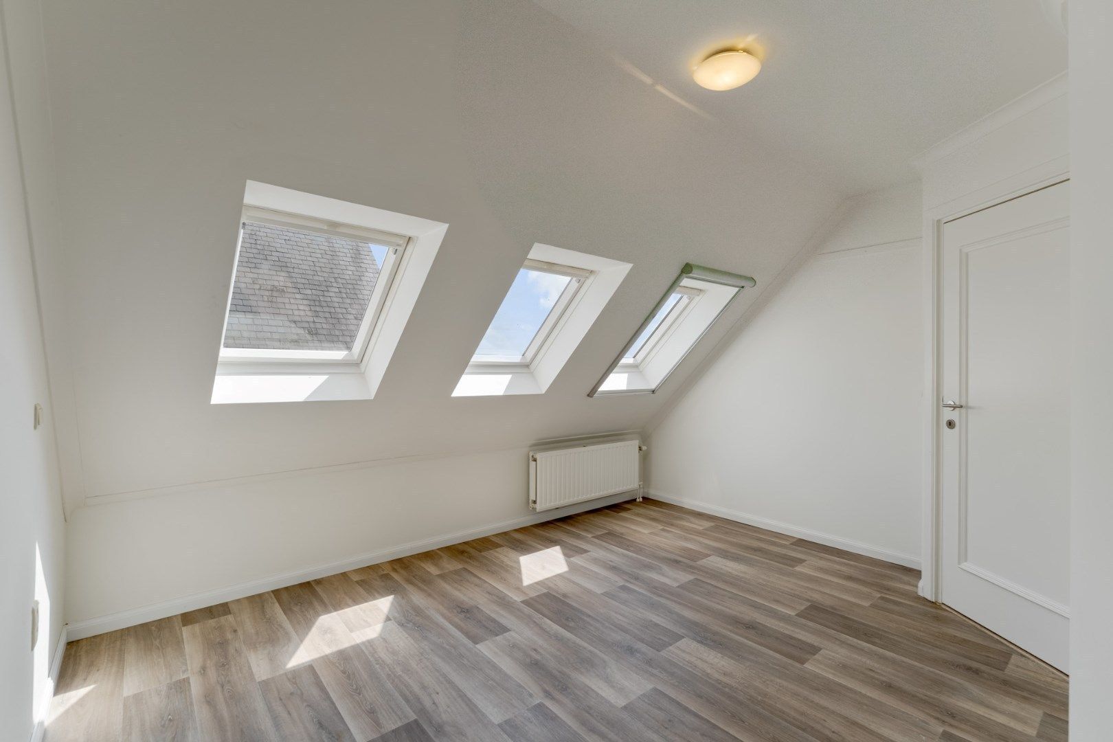 Goed verzorgd en gezellig duplex-appartement in het centrum met 2 slaapkamers, bureelruimte, terras foto 15