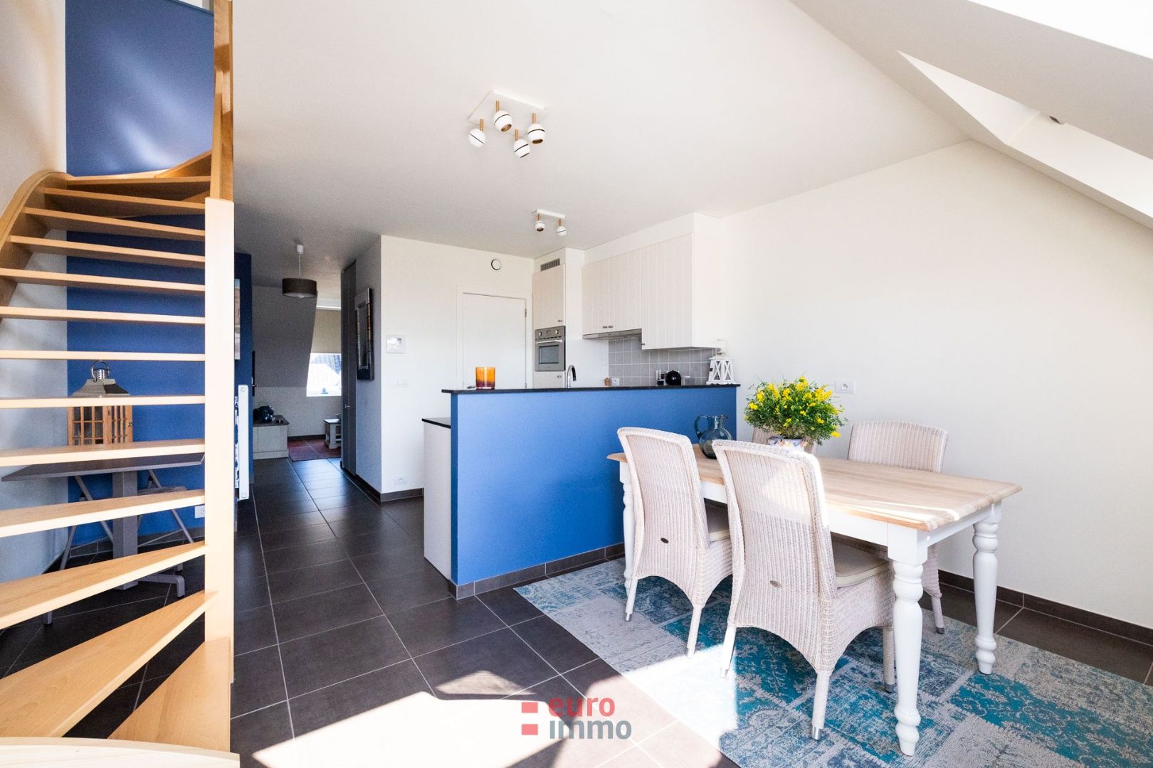 Recent duplex-appartement in het hart van pittoresk Nieuwpoort-stad! foto 4
