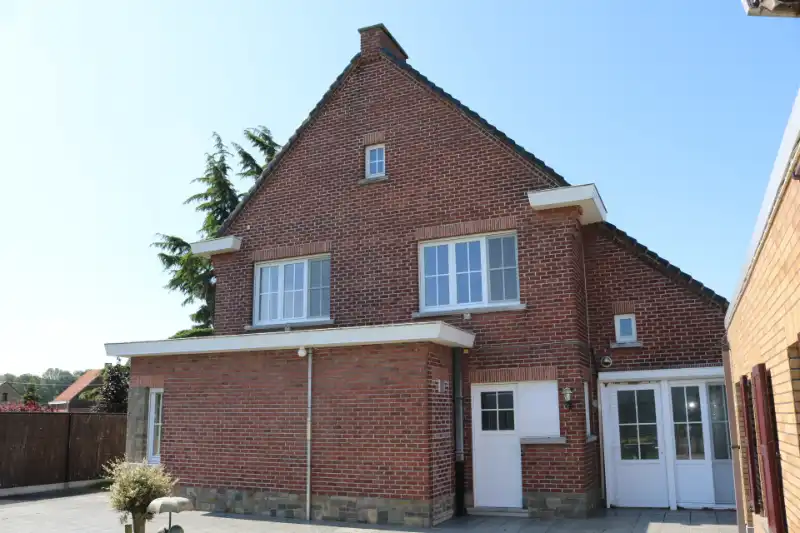 Instapklare gezinswoning met zonnige tuin in landelijk Schelderode foto 17