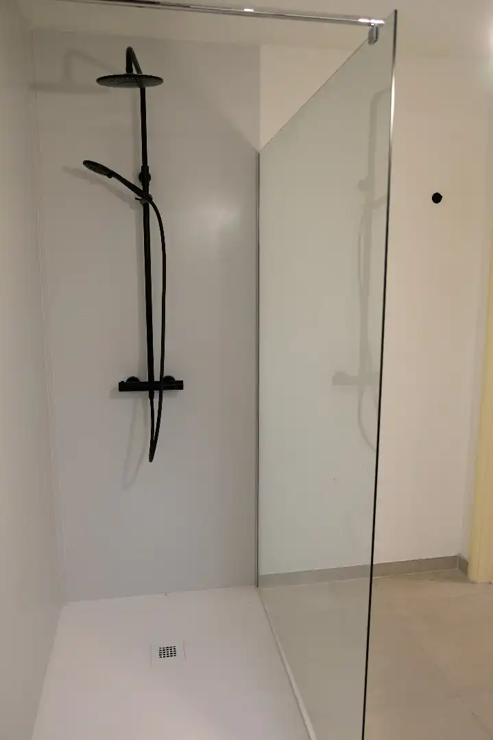 Recent opgefrist appartement met 2 slaapkamers centrum Zottegem foto 13