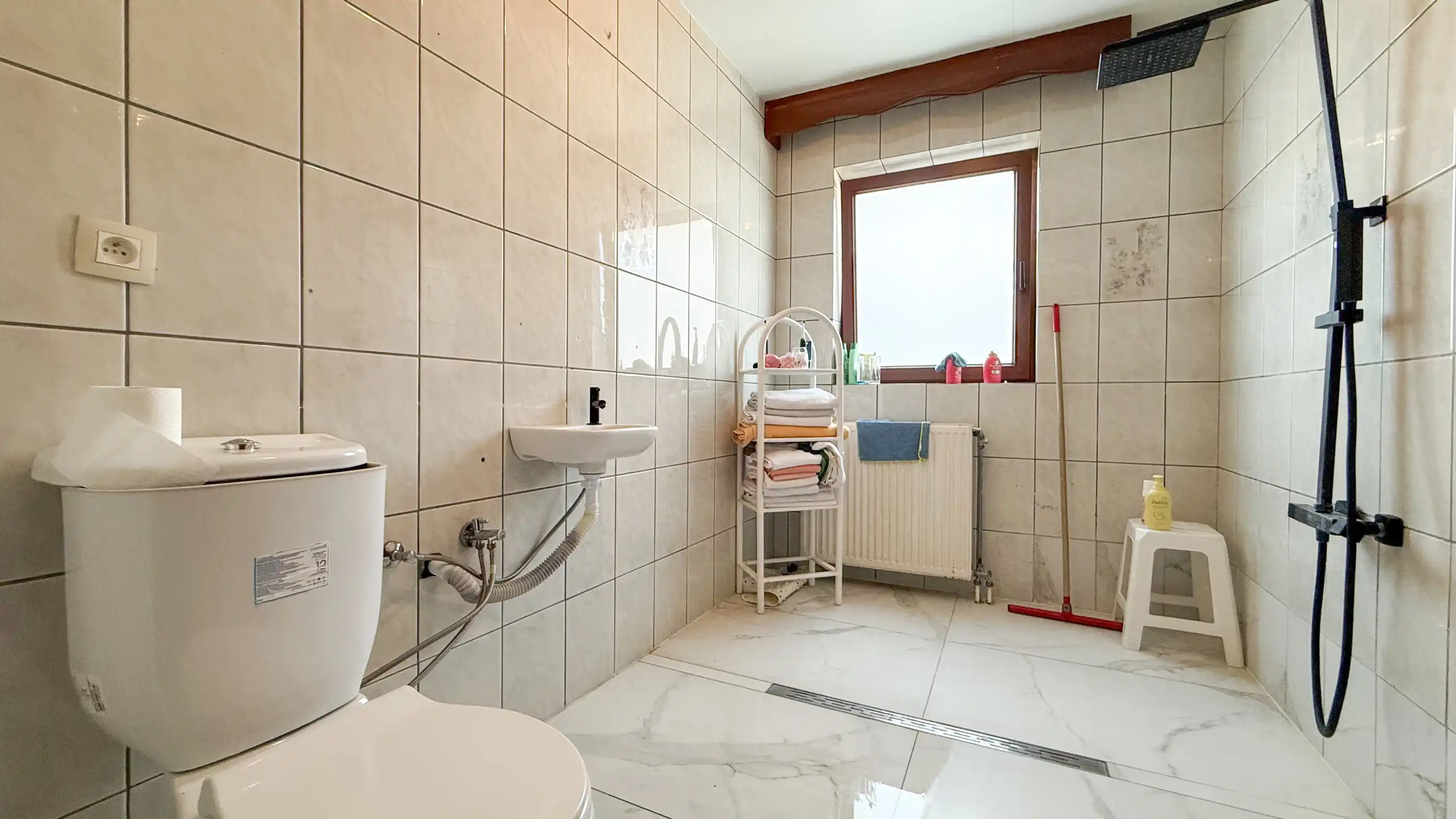 Instapklare bungalow met 5 slpks op toplocatie in Heusden! foto 15
